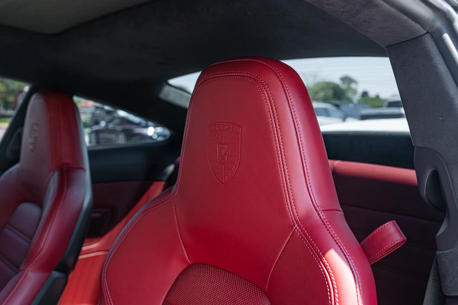 mph035_2288474049_Used_2022_Porsche_911_Turbo_S_1755025978_6f26a77490