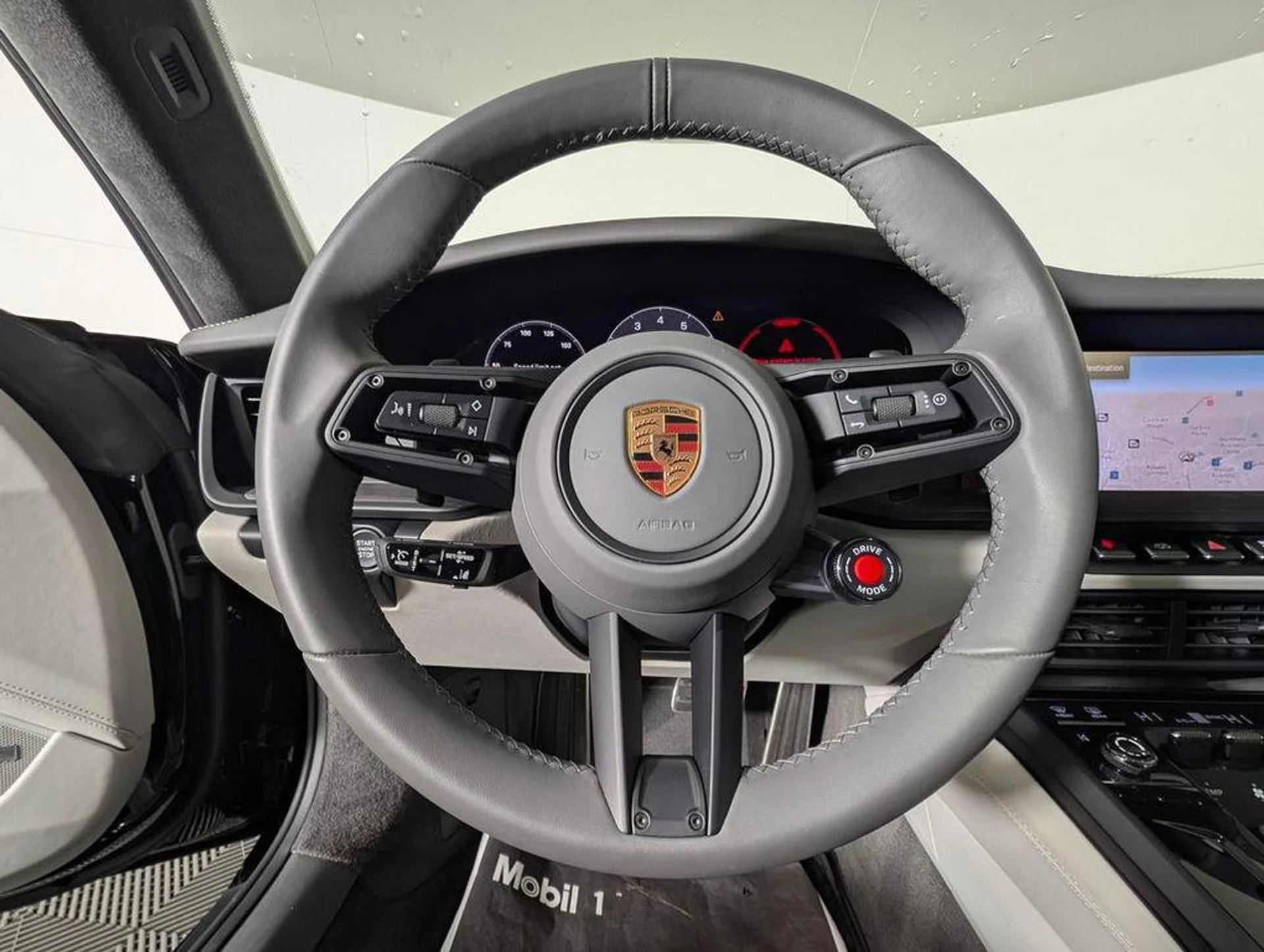 mph035_2290663420_25_Y8_G_Wp64c2_UE_Gz_YS_Il_F_Re3g_1612c4a38c