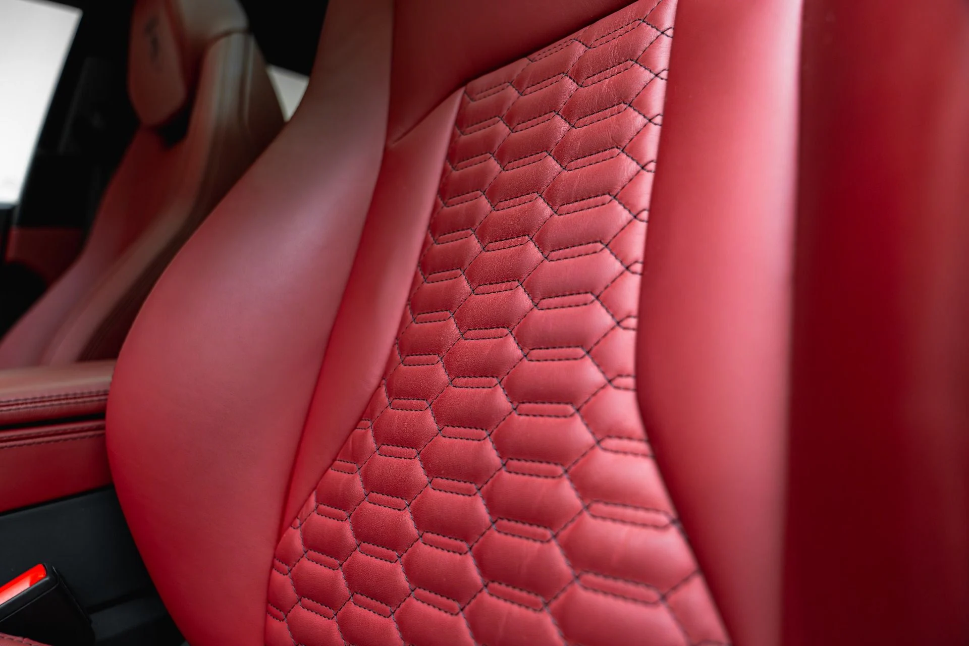 mph035_229324244_Used_2020_Lamborghini_Urus_1780965481_6496339515