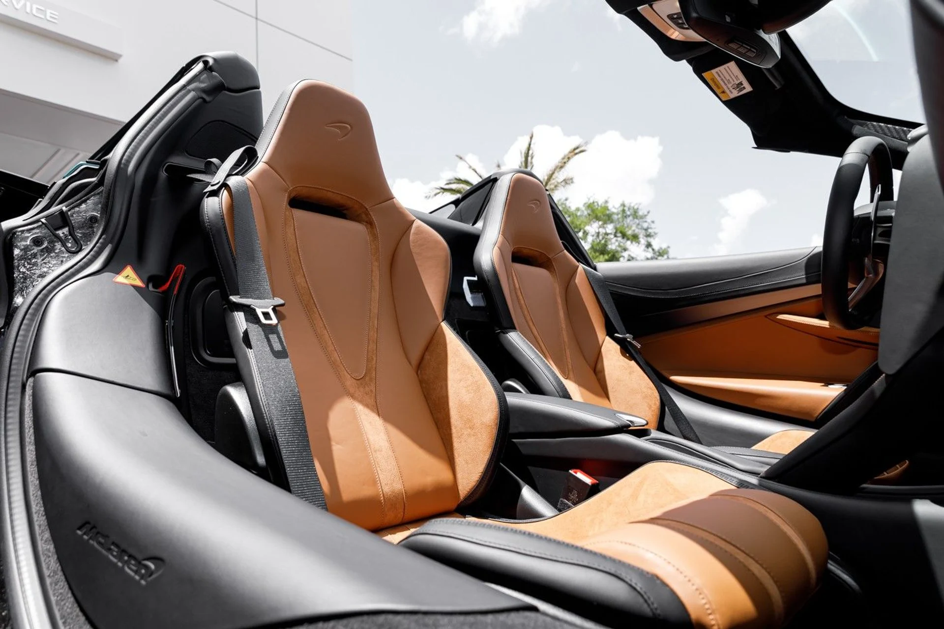 mph035_2295660420_678_p36_l_f871bb28ee