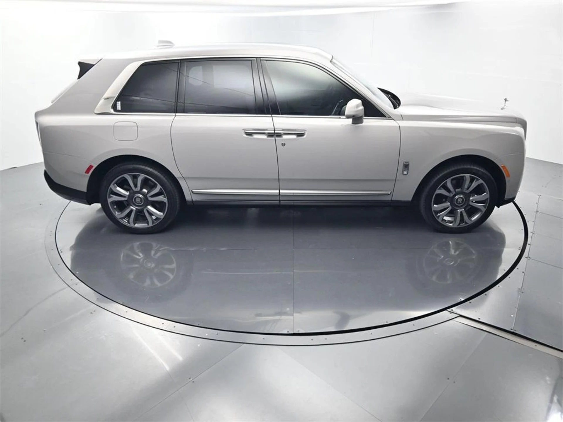 mph035_2302584335_e_Pr_Q_Spzy_Nv49_Z_u_Tz_JF_4b_V18_L_0_204713ab8a