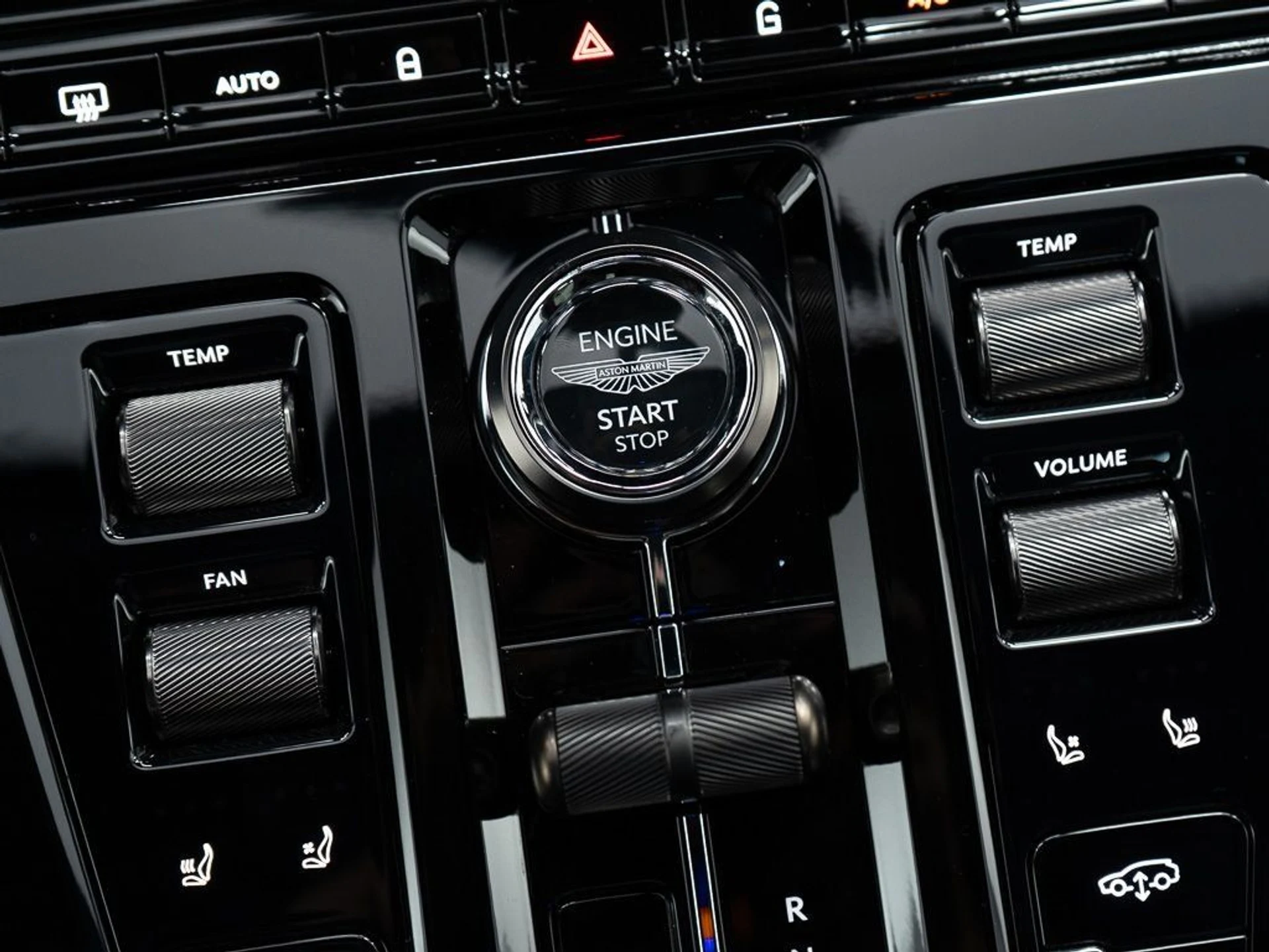 mph035_2311528198_270a724d60e9238e26c85a5d6aff750f_fe5274d4eb