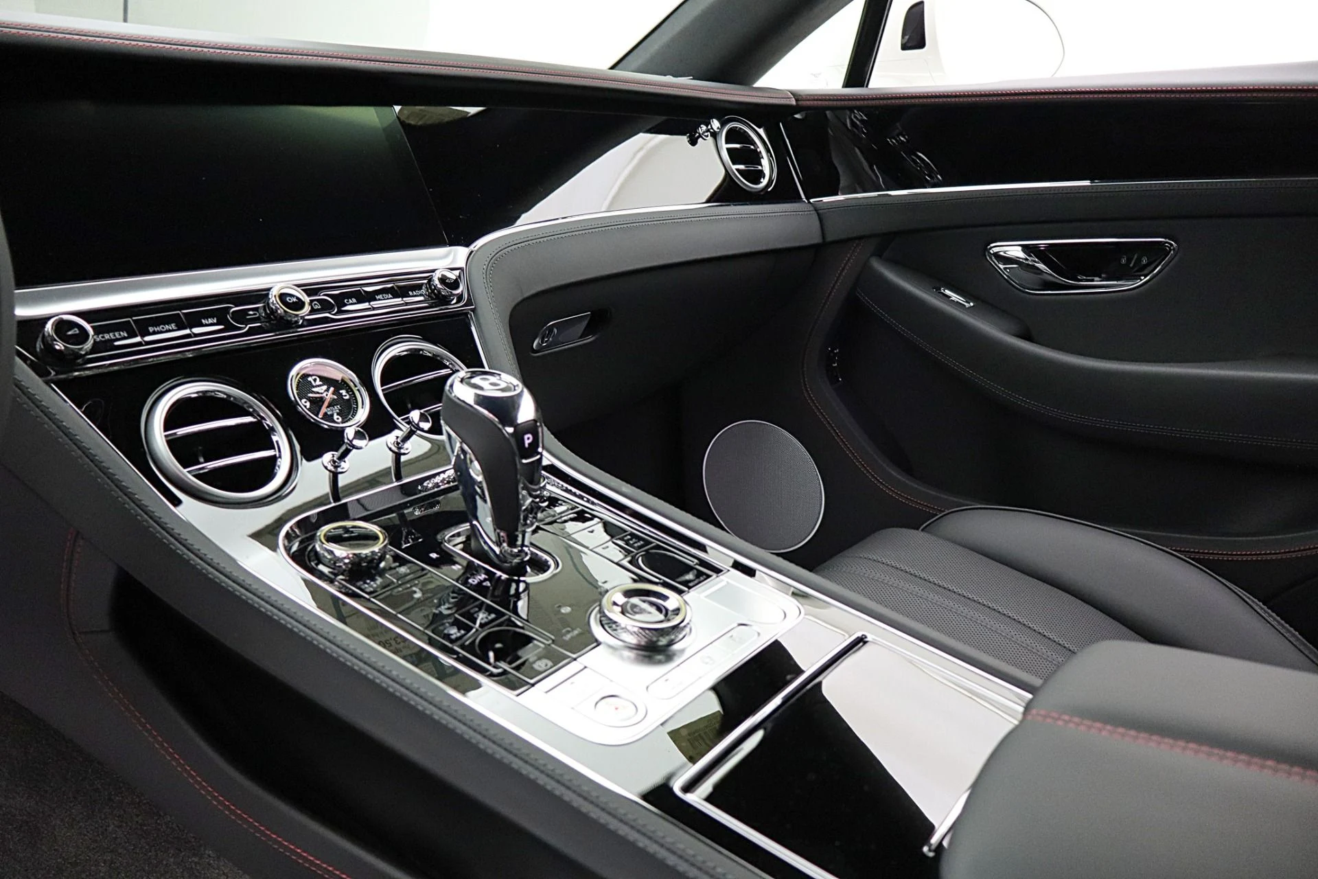 mph035_2317855291_New_2026_Bentley_Continental_GT_161e47cde0