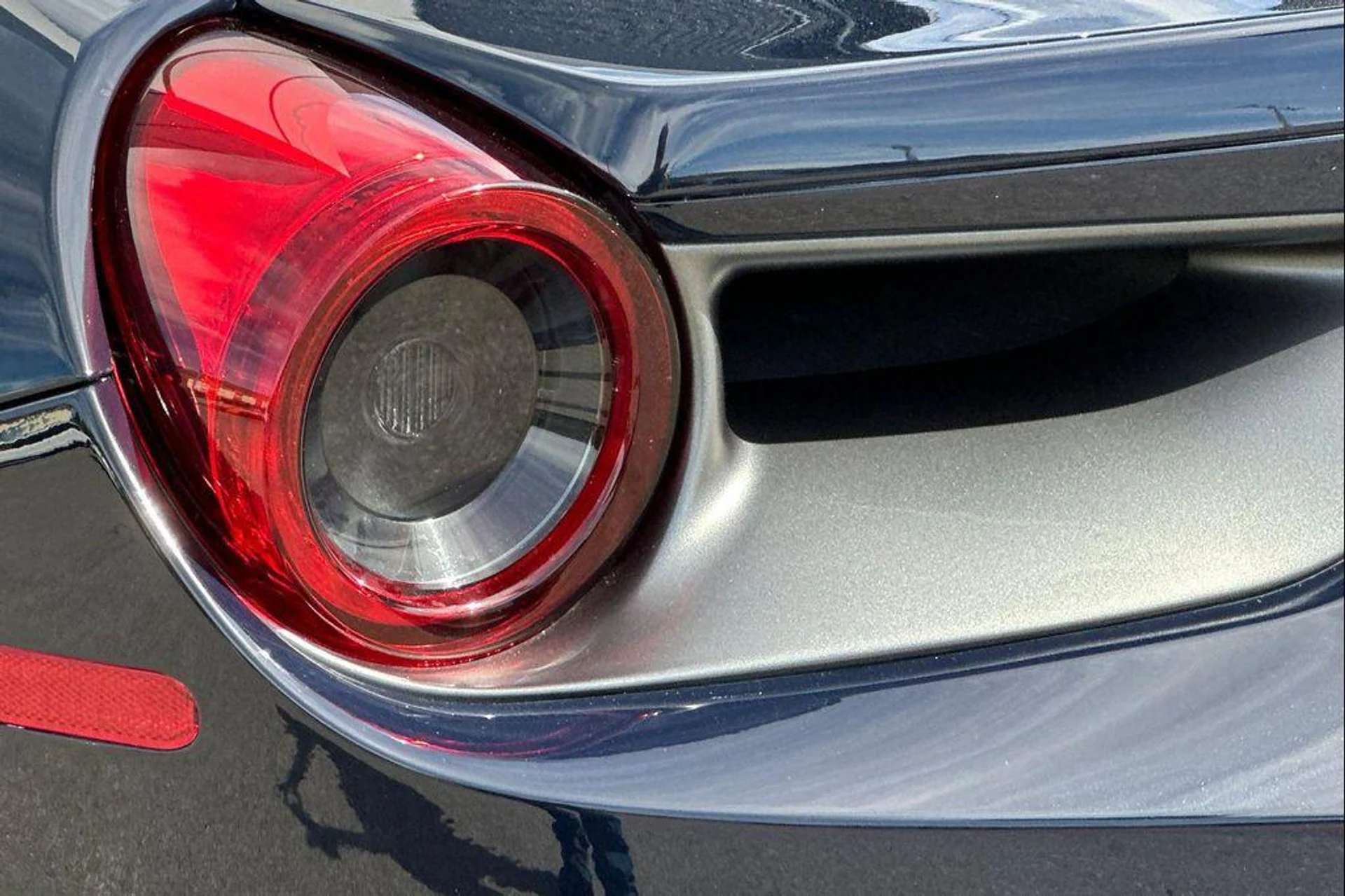 mph035_2321128659_vz3h_LCK_Qq_BQ_3k_B9wziji_DQK_Av_Dk_b30fcfabfc