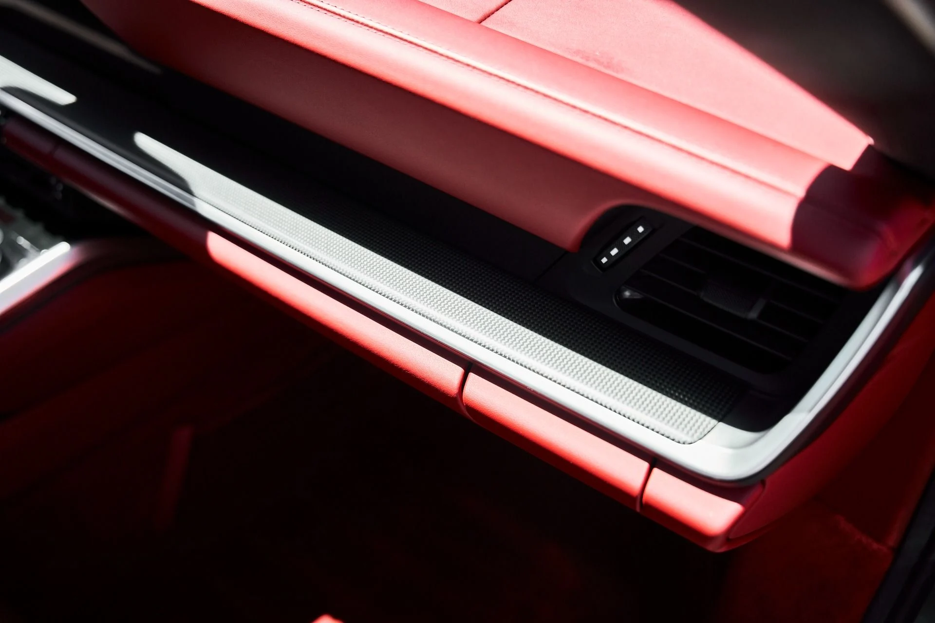 mph035_2325006606_Used_2023_Porsche_911_Turbo_S_1777011120_37cb6910a7