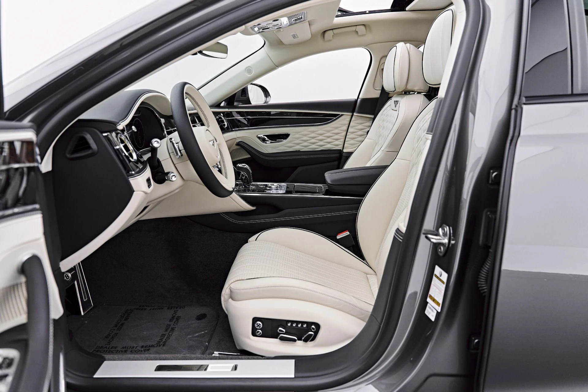 mph035_2336920240_Used_2022_Bentley_Flying_Spur_W12_1786226197_5df9f6c3f6