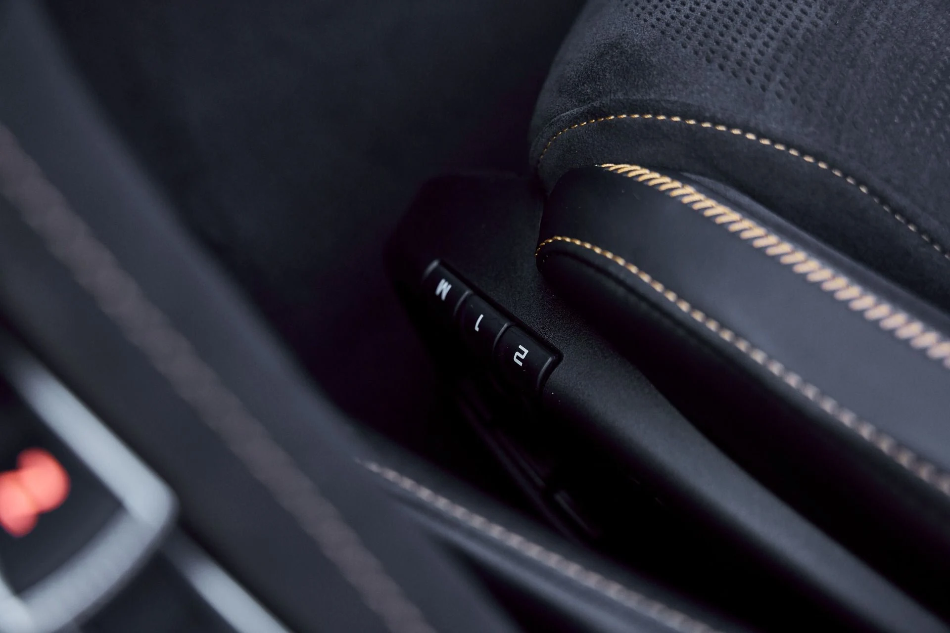 mph035_2358361574_Used_2020_Mc_Laren_720_S_1769655400_2ec28b0d27