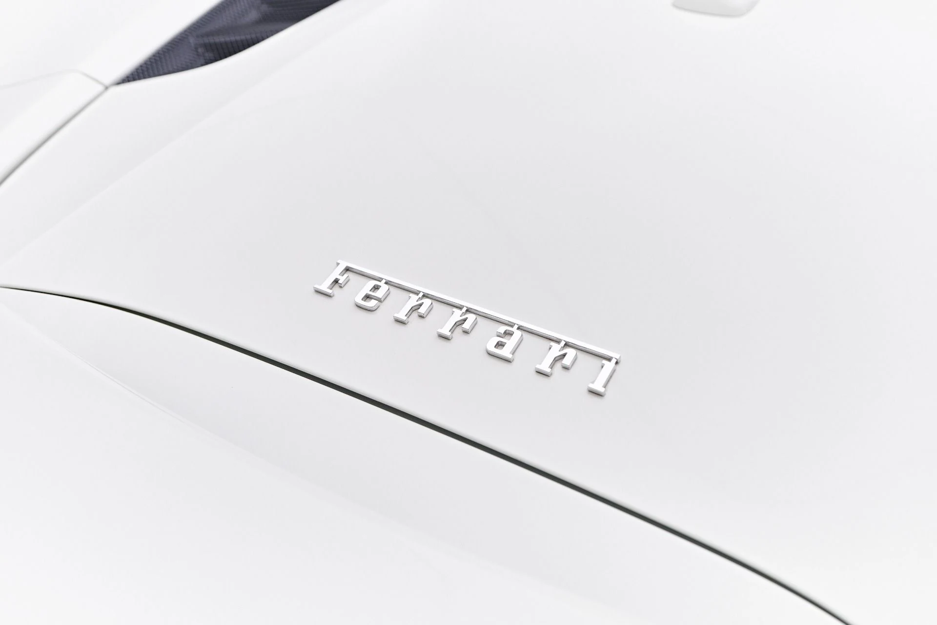 mph035_2359543349_Used_2019_Ferrari_488_Spider_Base_1748546084_cbd093198f