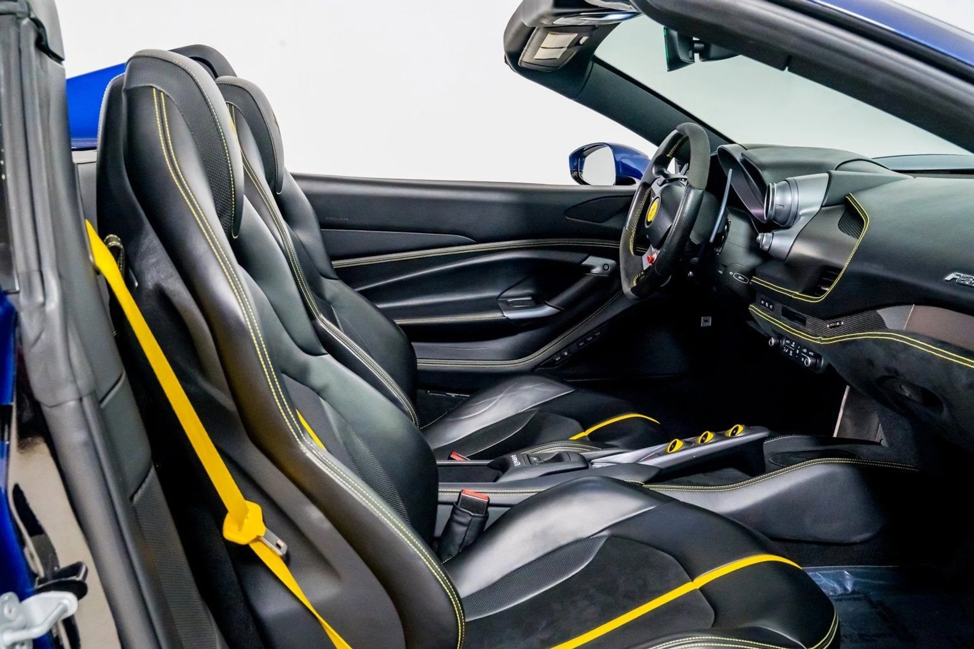 mph035_2361058149_e4dda7117a064856bd56bb92ec05295b_a83eeef9f5