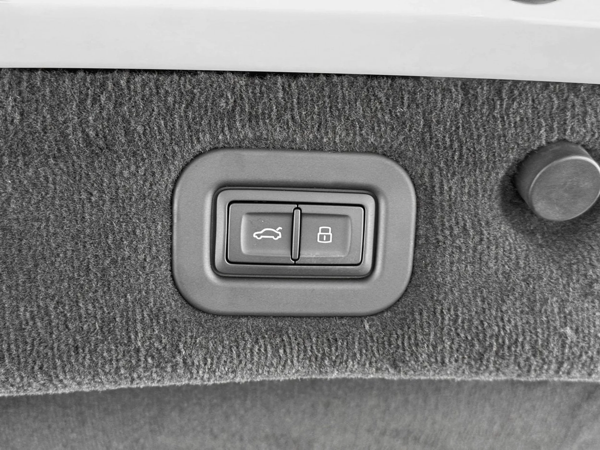 mph035_2367653665_efaf9b50fa95c98d9185c7de2c0e99a8x_d5145c1d96