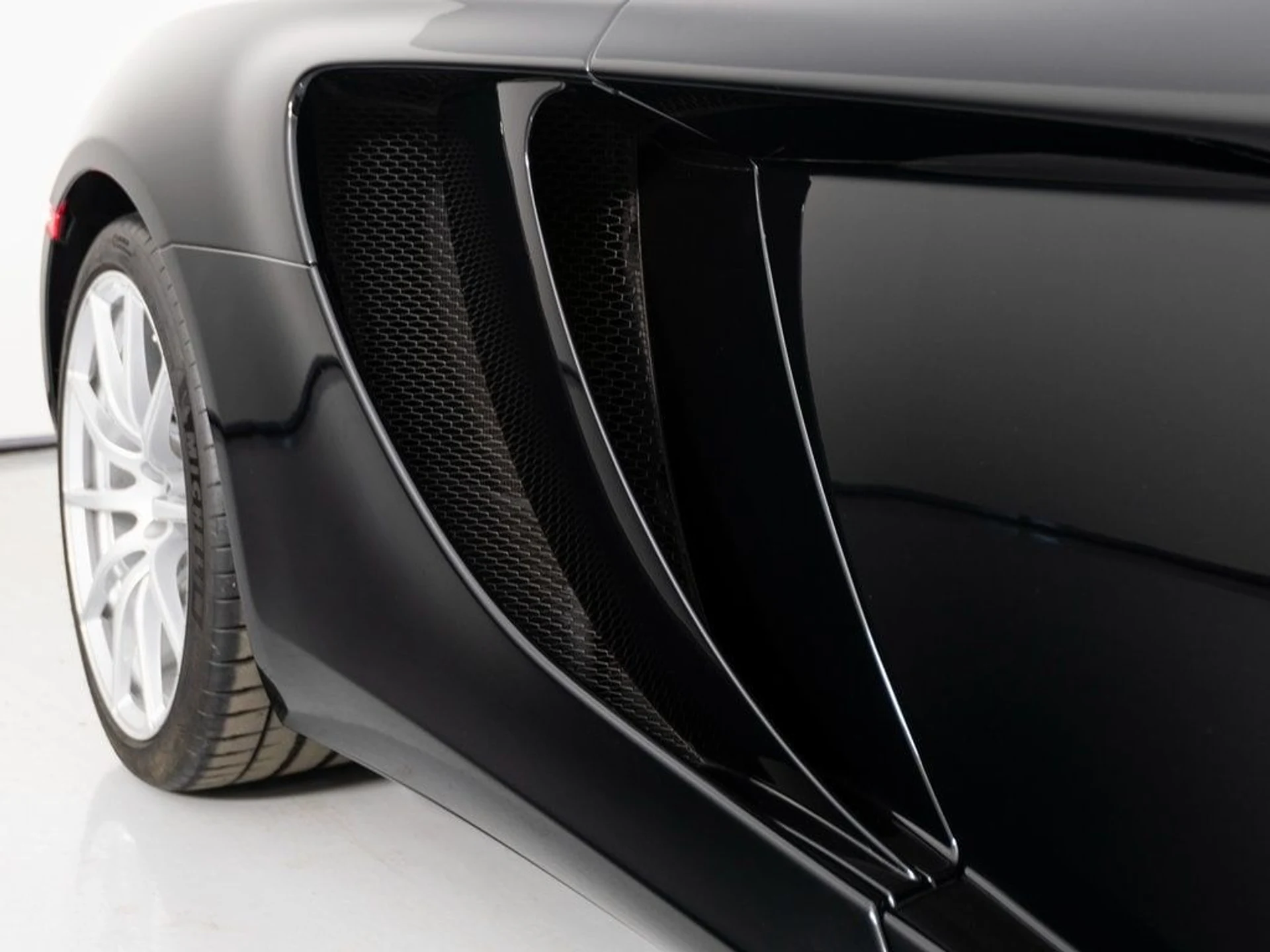 mph035_2368202530_c9bc6fa9b71d97c11a26dcde1b8abe9ax_7628e7a33a