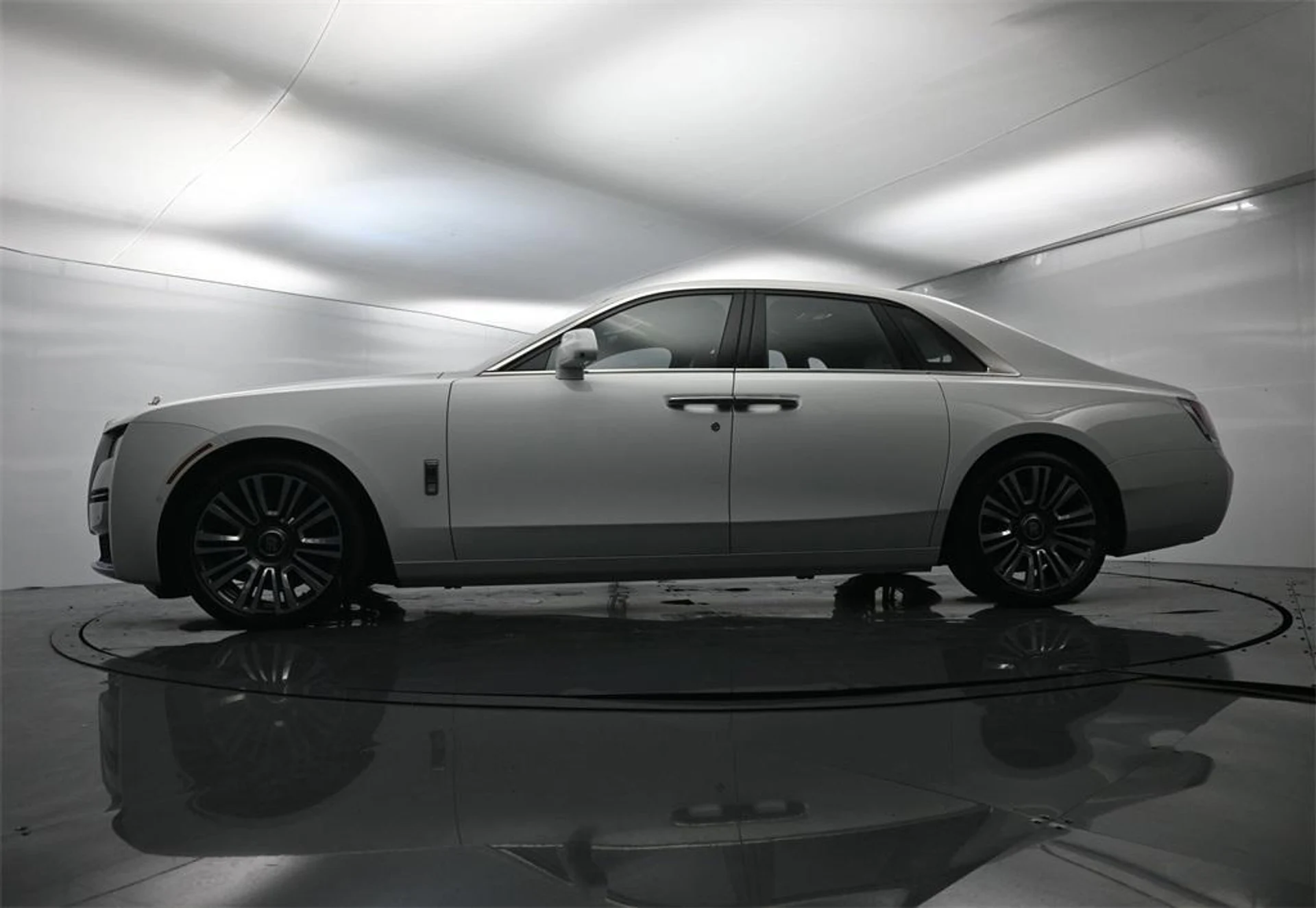 mph035_2389546930_Fow_HMH_Wdw_EE_Xwi_X3q5_LJI_4_GWS_8_a6cb220445