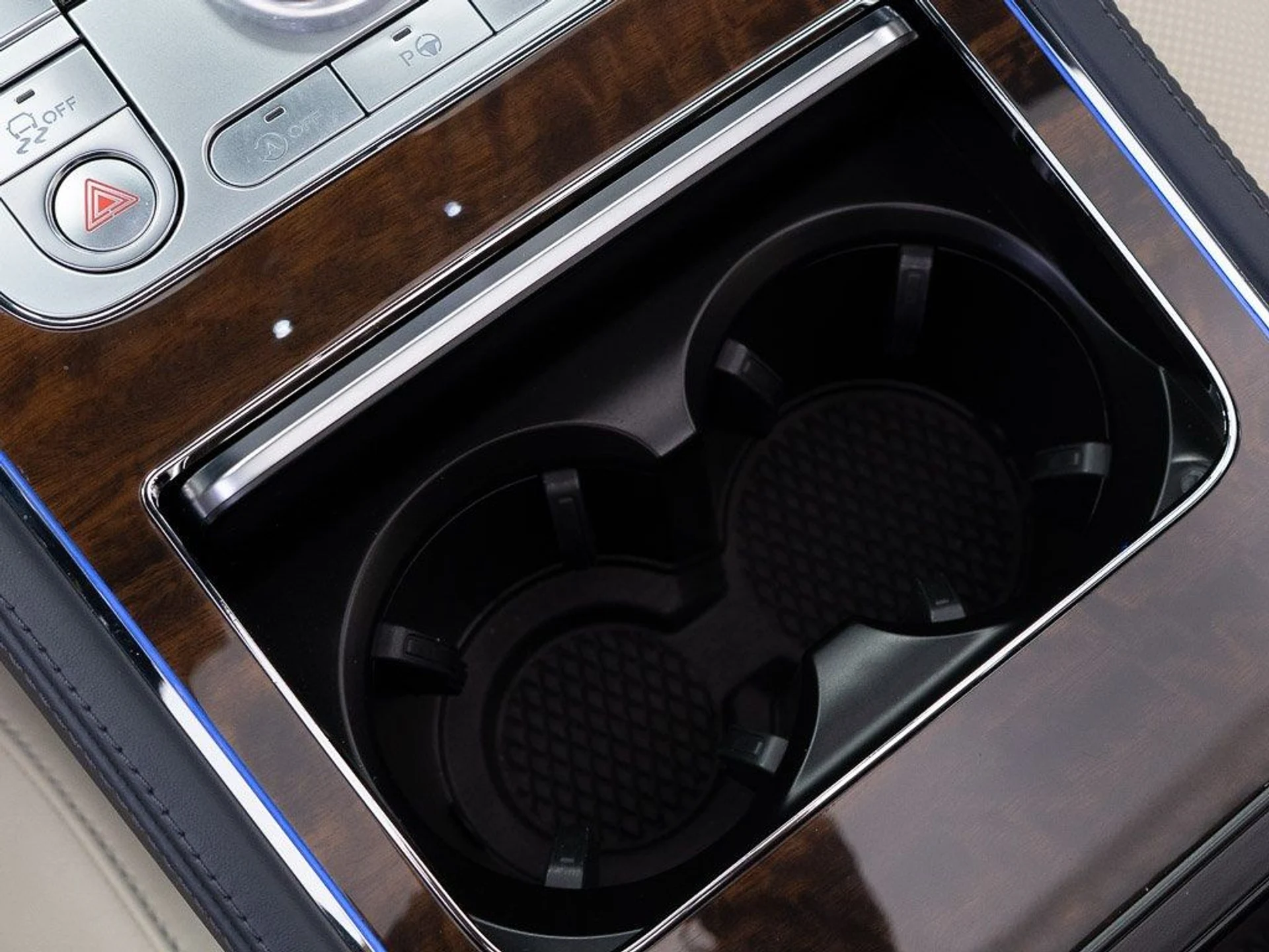 mph035_2391311786_e9a244a255a5cdae7d3b74649a133746_798781680a