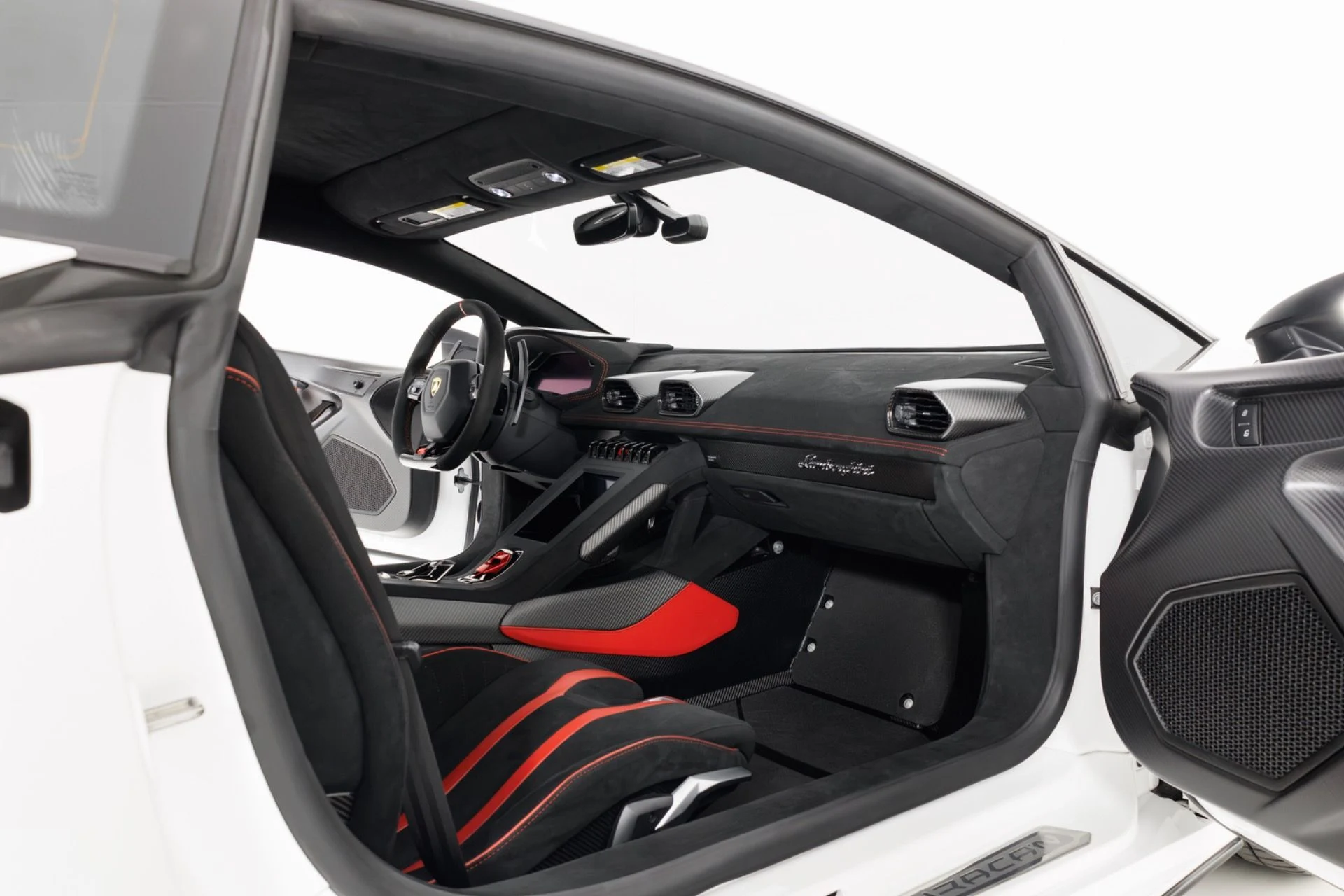 mph035_2393134990_Used_2021_Lamborghini_Huracan_STO_1789754423_066313764a