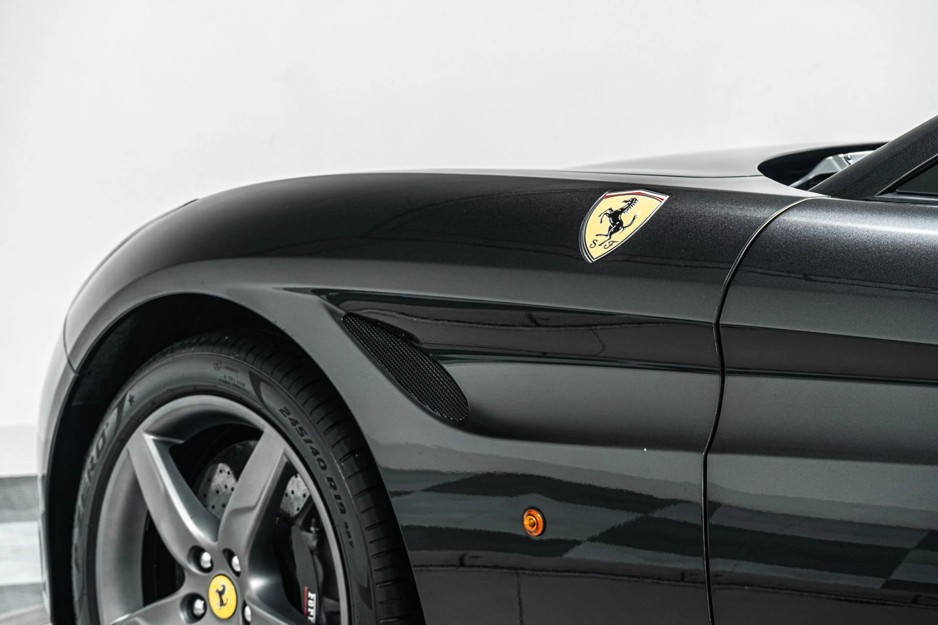 mph035_239848141_Used_2015_Ferrari_California_Full_Power_and_Heated_Seats_Twin_Turbo_V8_1776271137_918c16ffa0