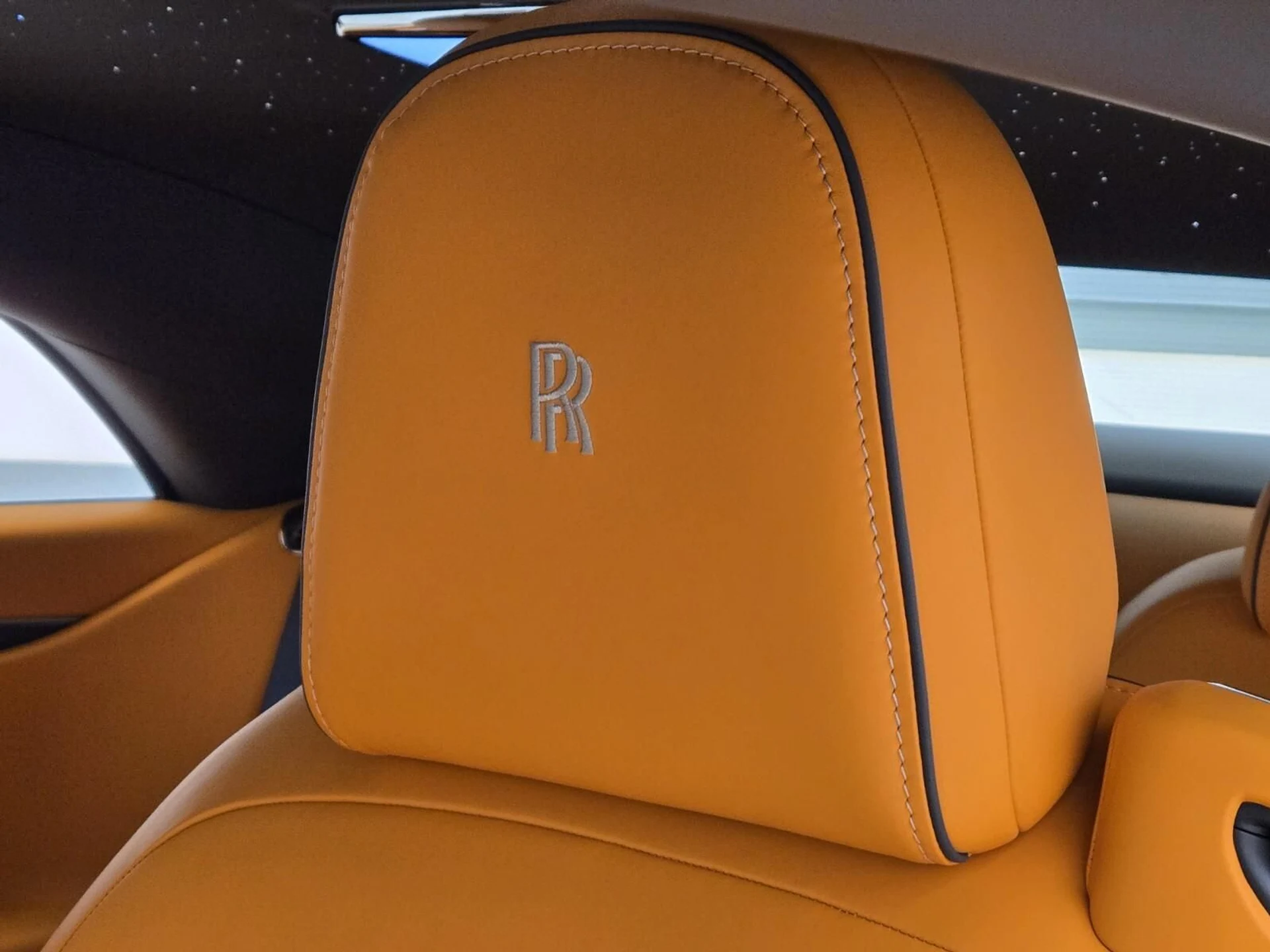 mph035_2401183208_New_2025_Rolls_Royce_Spectre_1753162531_643dca2cba