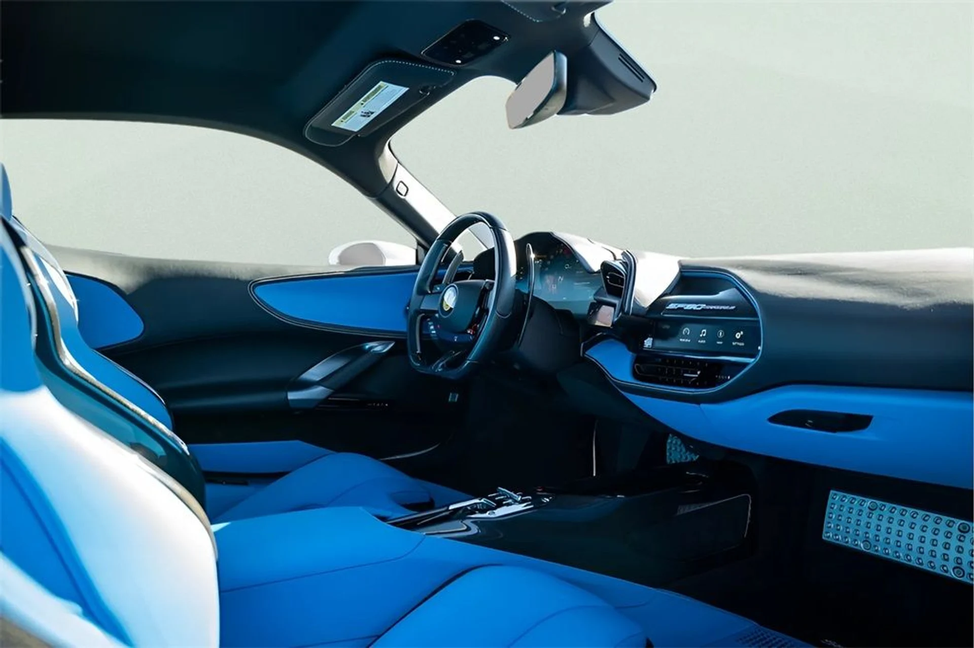 mph035_2402551041_image_37_691812f906