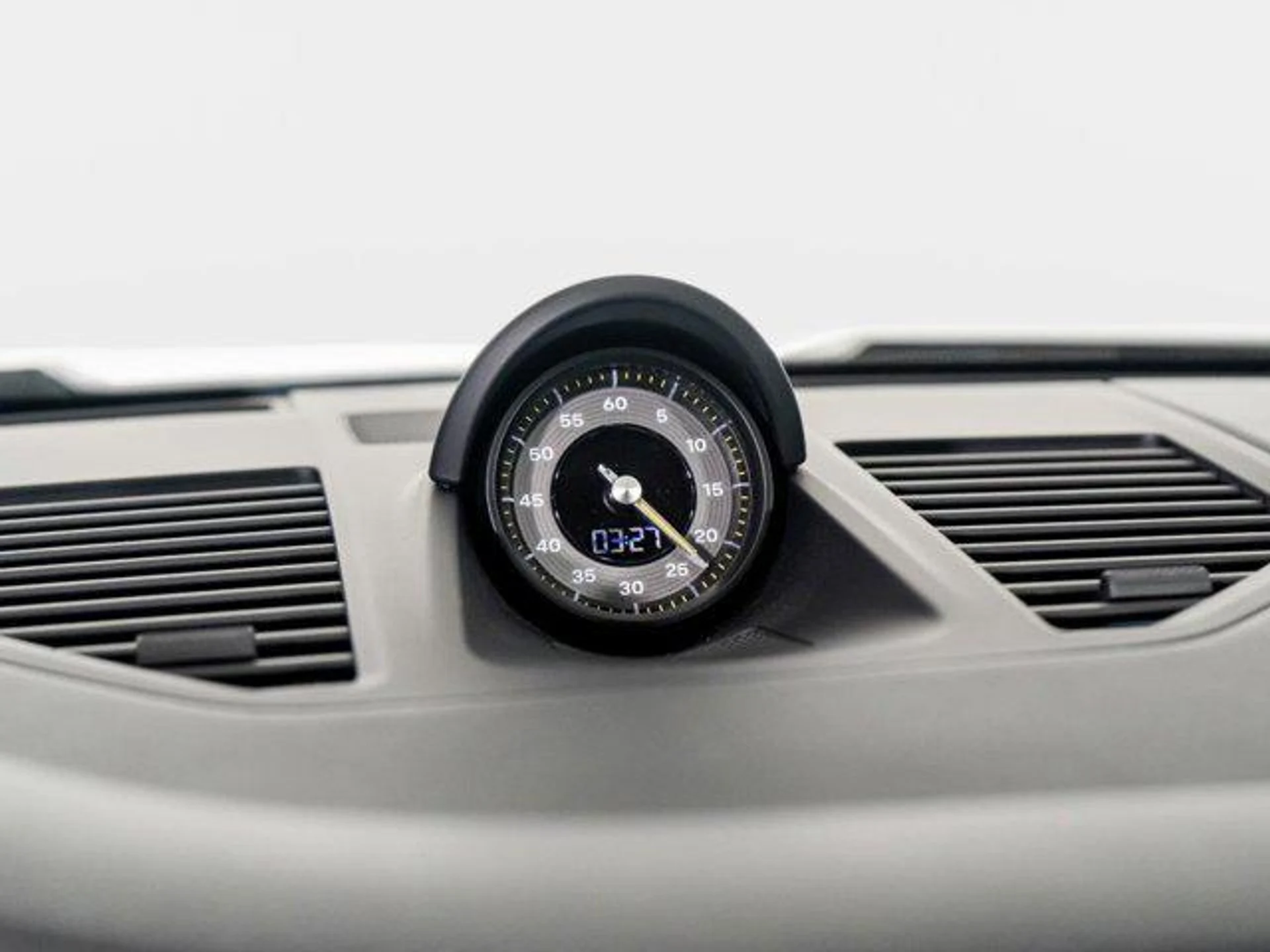 mph035_2402880910_SYEFZU_4_Jv_F3_Src3_TL_Mp1sb_NWS_Jo_769fb6030c