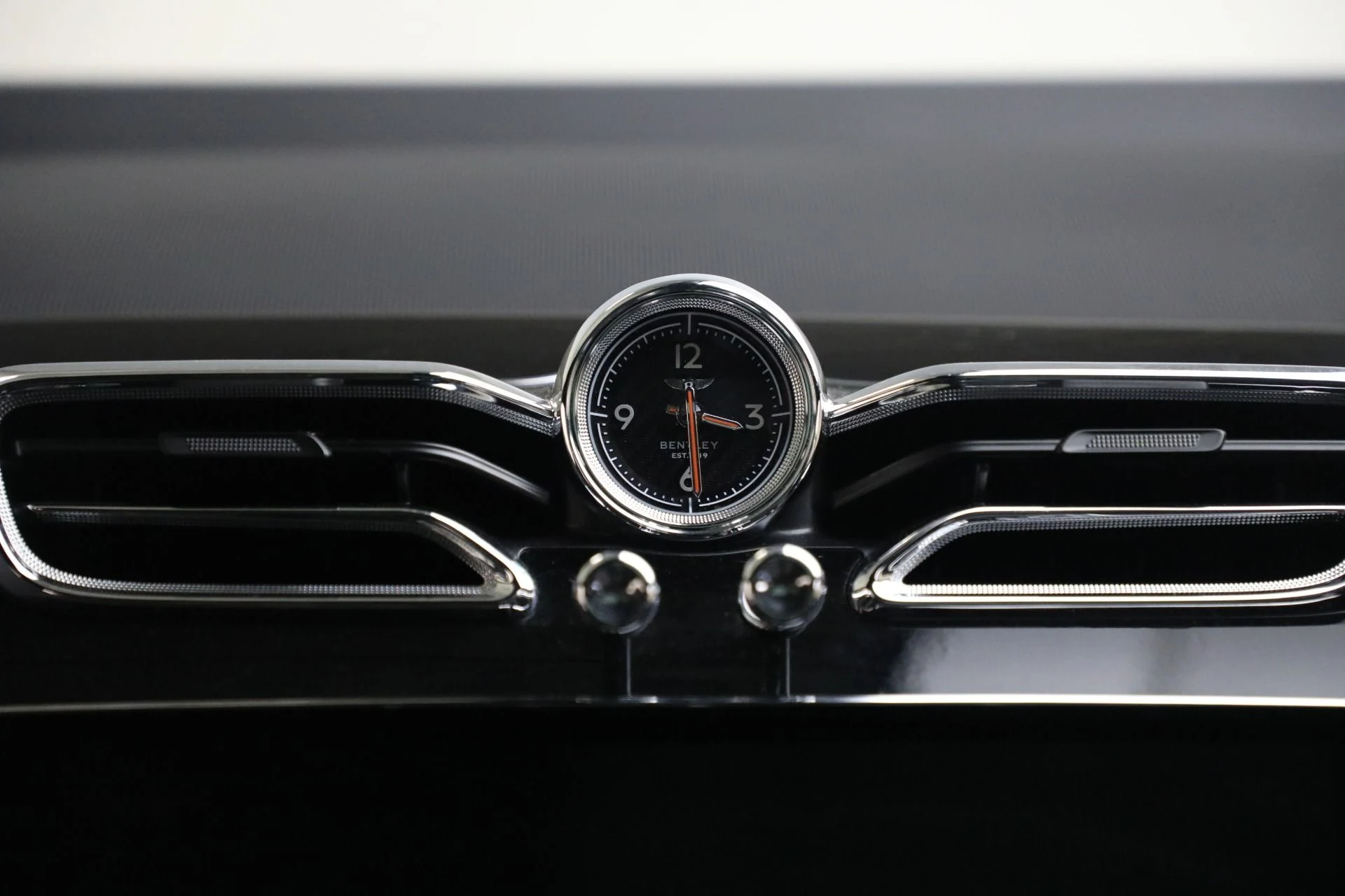 mph035_2404202489_Used_2022_Bentley_Bentayga_S_V8_320d2b20cf