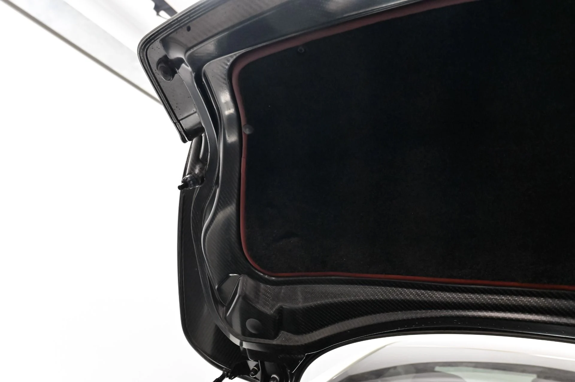 mph035_2409370566_Used_2014_Aston_Martin_Vanquish_V12_1793299602_ff7a4a0663