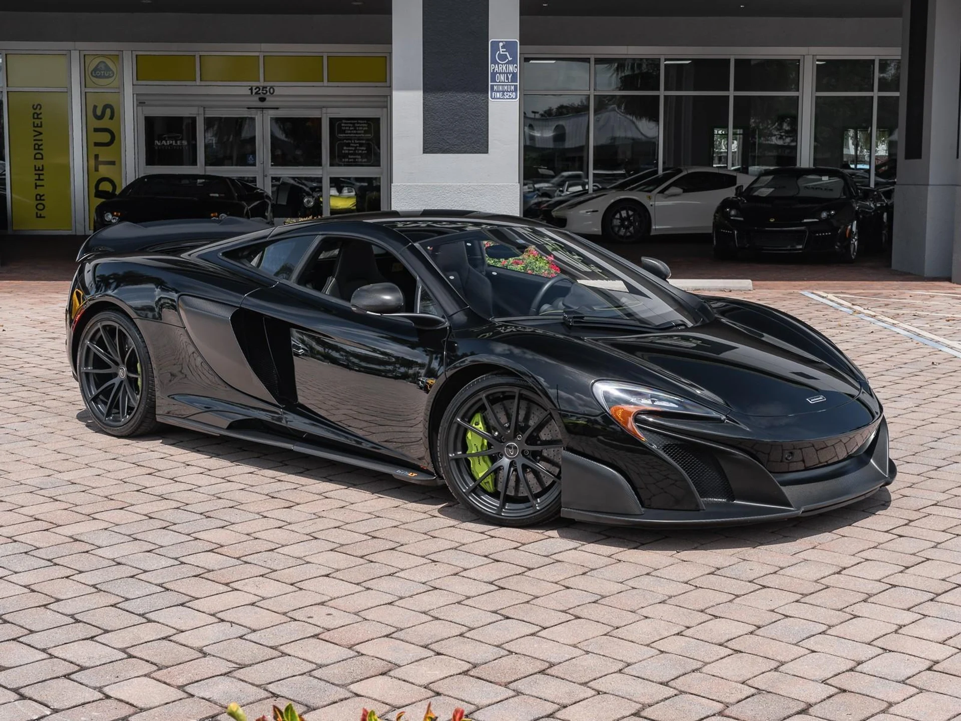 mph035_2410243408_Used_2016_Mc_Laren_675_LT_1766095591_2aa7580863