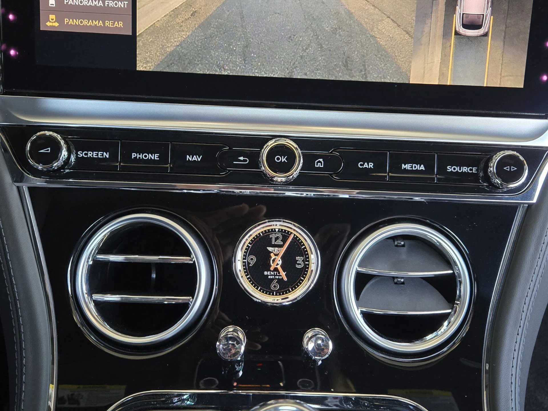 mph035_2419436184_88d5f82e924fb60999a073bfffb03c1bx_0aebe9827d