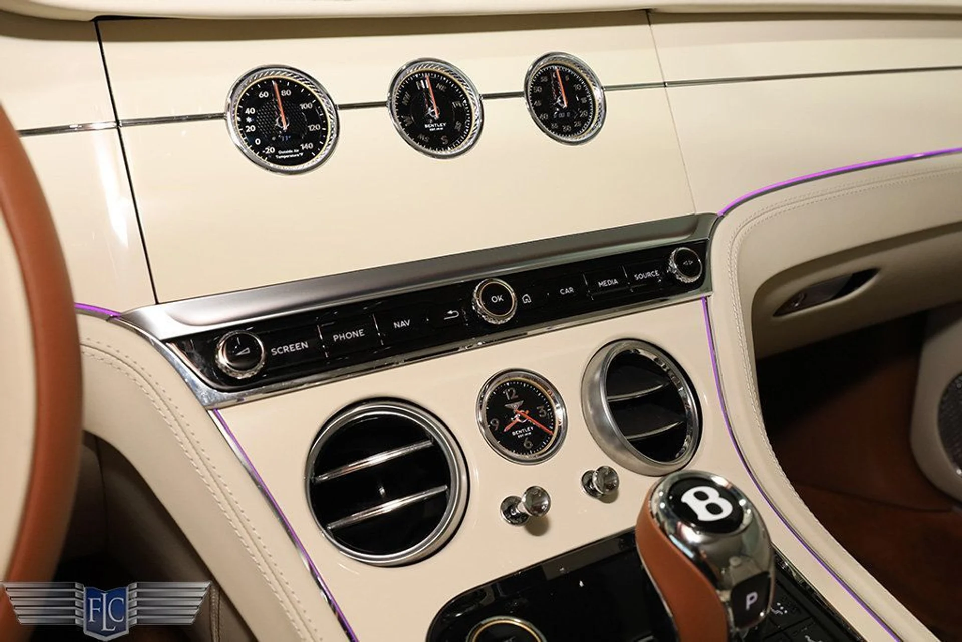 mph035_2435947459_used_2023_bentley_continental_gtazureconvertible_9689_22727335_36_1024_18bafded3e