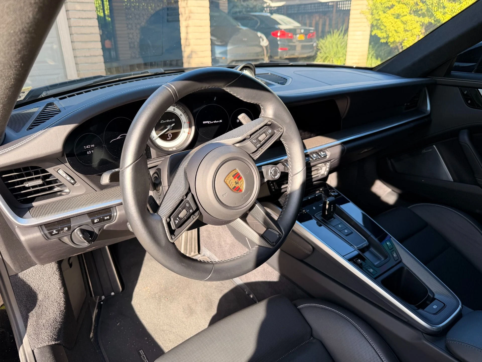 mph035_2438710722_Used_2021_Porsche_911_Turbo_S_1766101435_189af9aacd