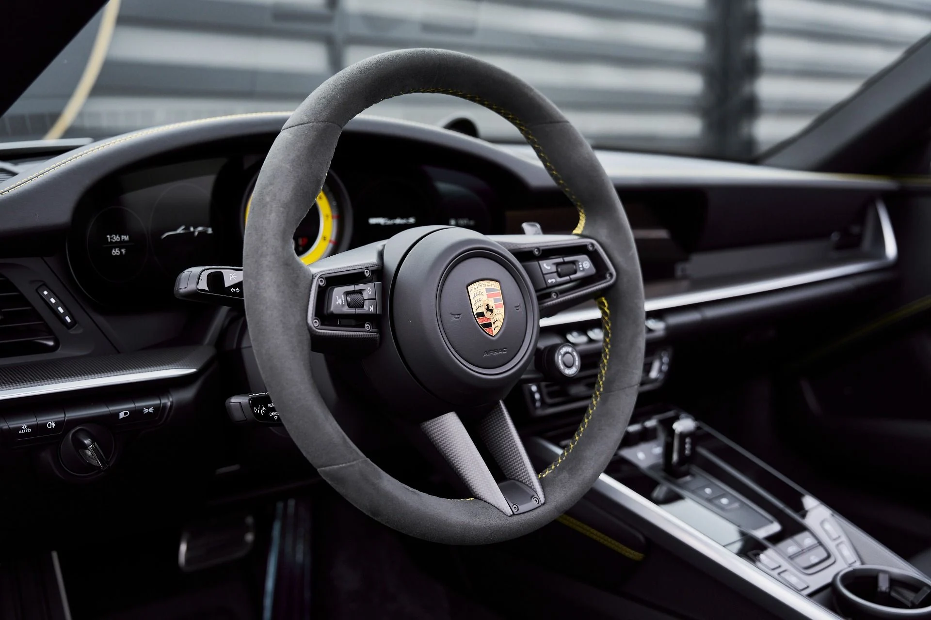 mph035_2451189416_Used_2025_Porsche_911_Turbo_S_1770776361_af5ac98727