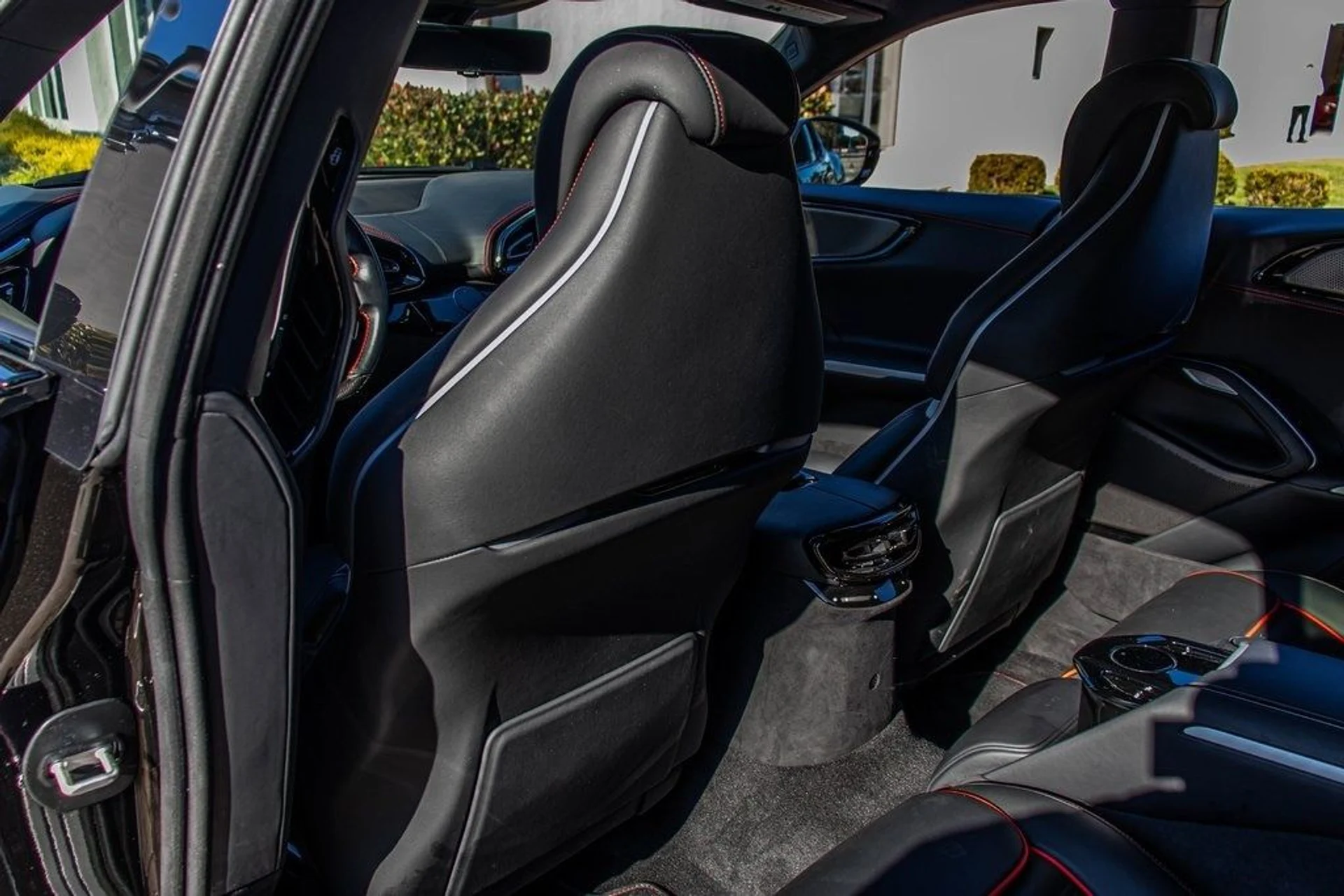 mph035_2454755435_0183cec15b20a04ef9fa8b9d3dc06483x_e72a1e2350