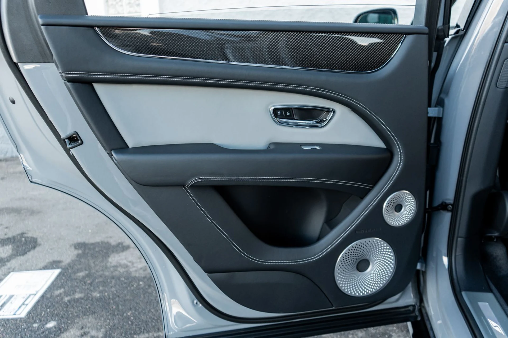 mph035_2462585640_4049ff80_e648_4895_83f6_38ed59a8a190_d505df1c74