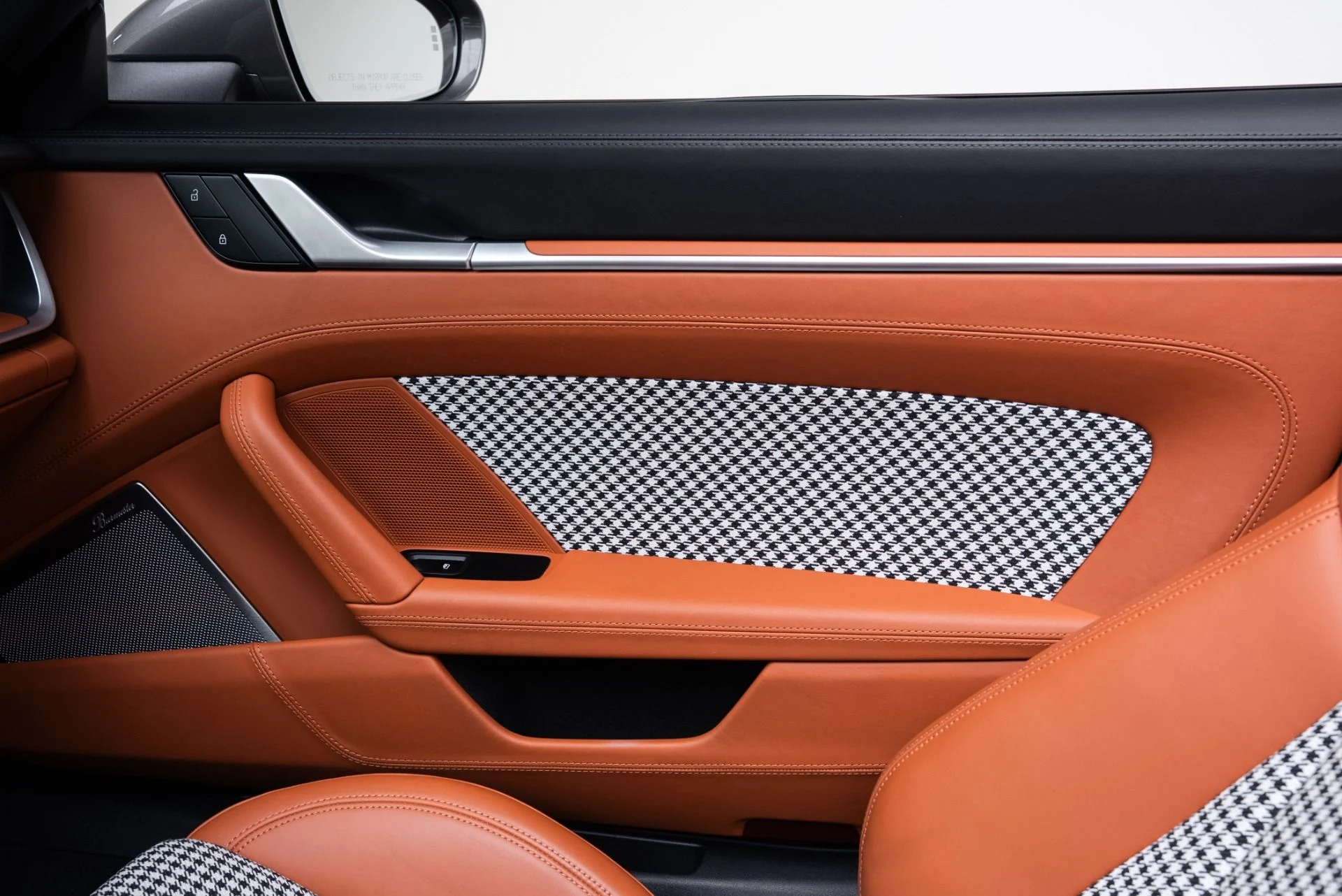 mph035_2467317488_Used_2024_Porsche_911_Turbo_S_1770940586_bbba6703c6