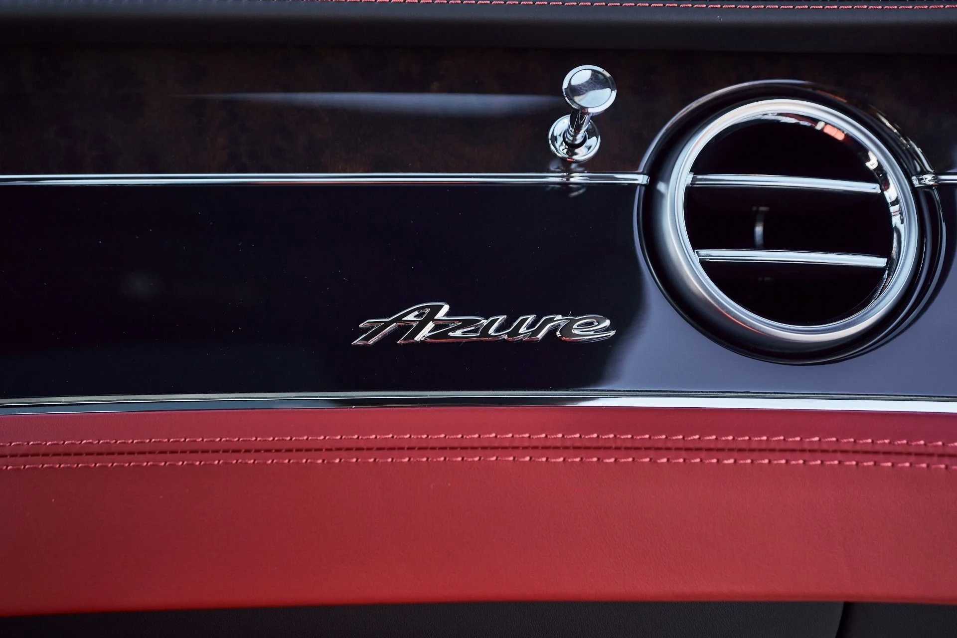 mph035_2468420111_Used_2023_Bentley_Continental_GT_Azure_1764903597_a34d970951