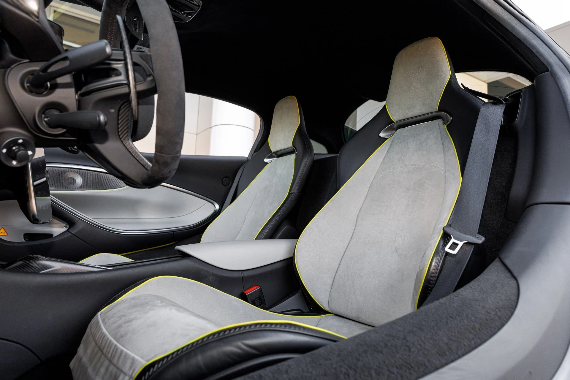 mph035_2469202123_287_p36_l_f6c8786f84