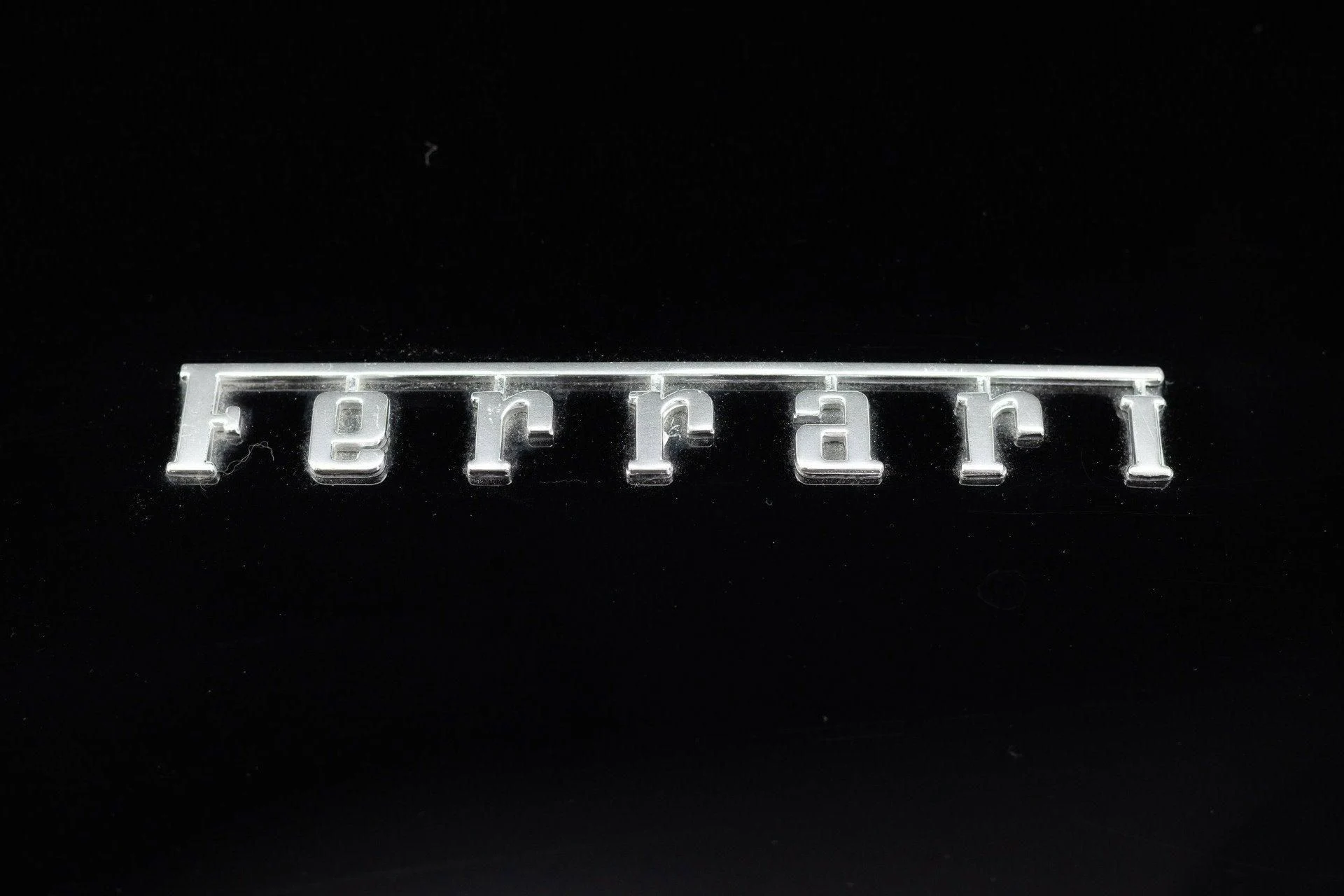 mph035_2469767658_Used_2010_Ferrari_California_1777367993_57afe86e24