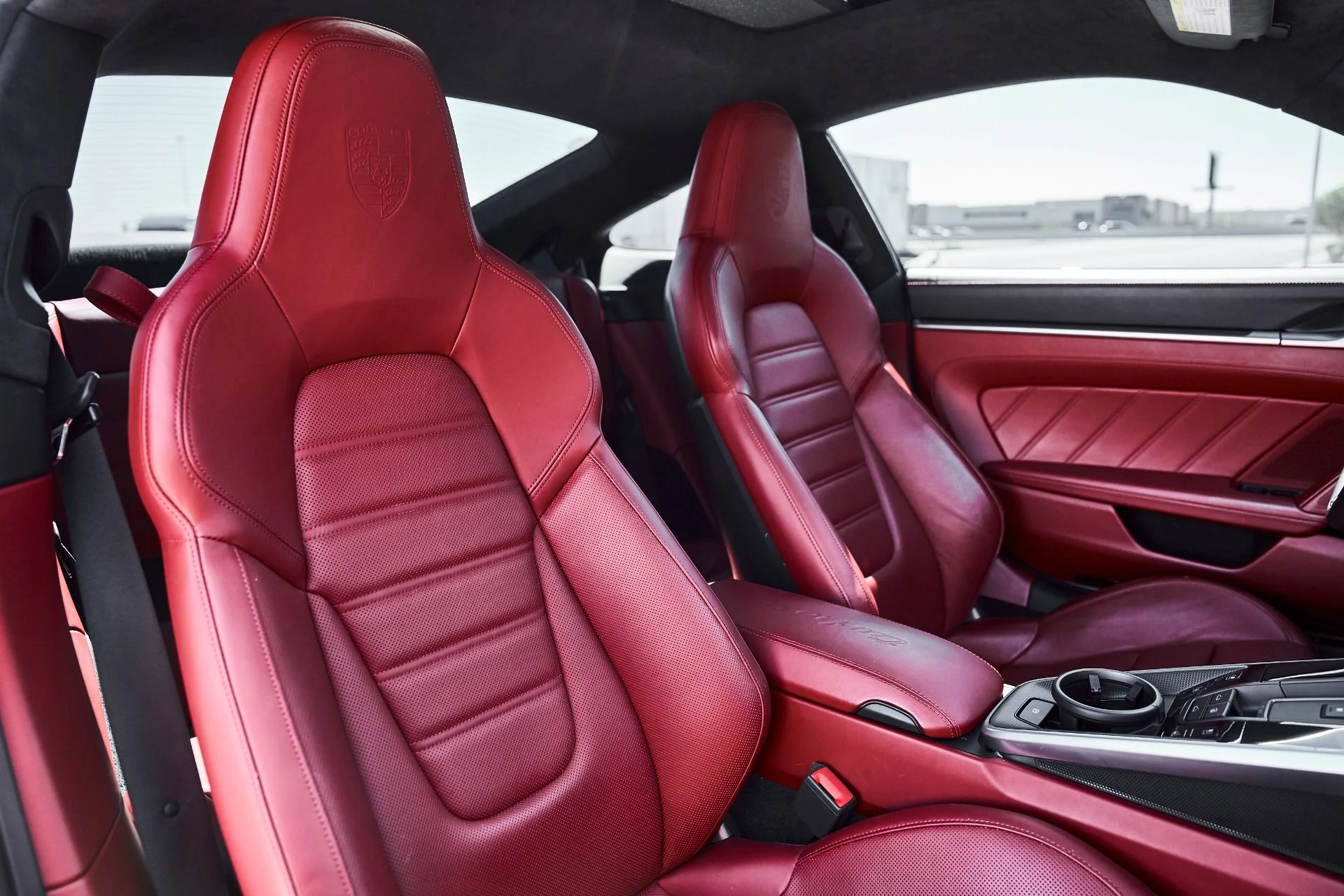 mph035_2471450660_Used_2021_Porsche_911_Turbo_S_1773797054_8cb806511e