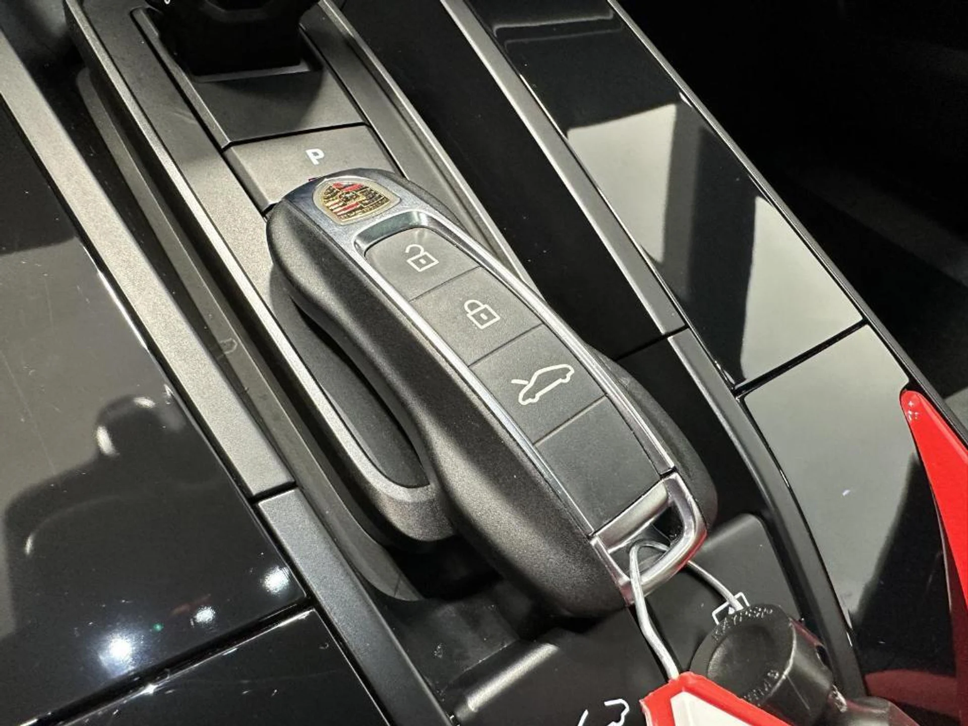 mph035_2473935507_g_IZ_Wp_Si_RVDYV_Mr8_MBUI_Cp_LE_868_3d7affba1a