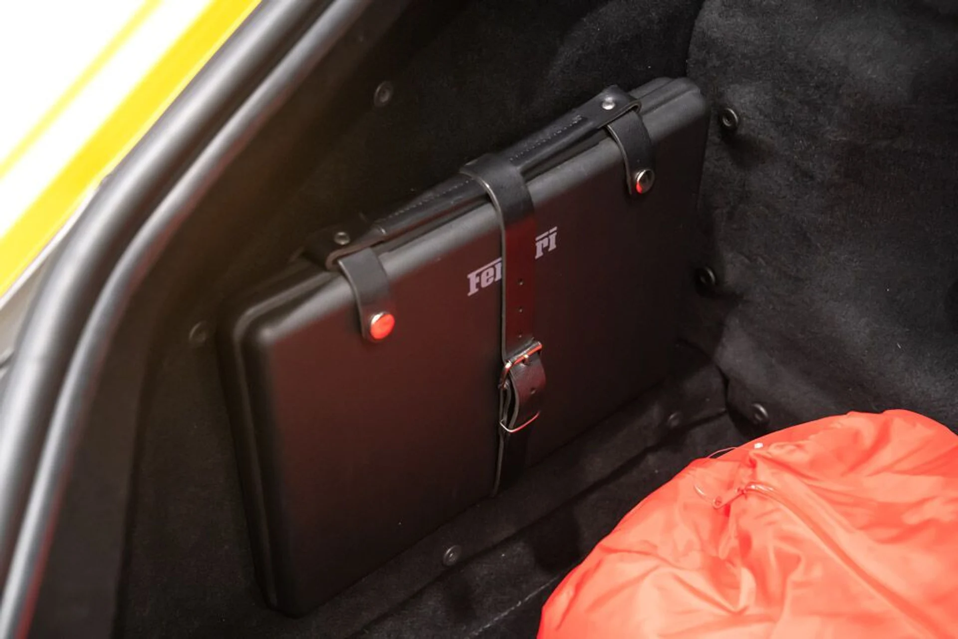 mph035_2491613517_ferrari_430_2006_jpg_v_1773863537_dcbe36b81c