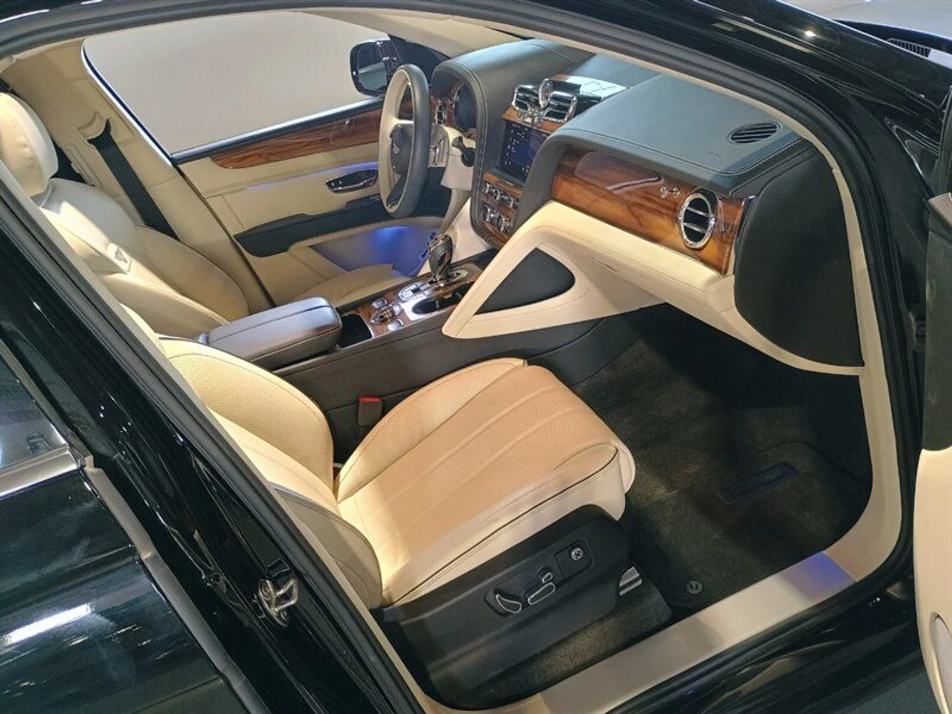 mph035_2510710147_39a49d8a46_800_d8193a0161