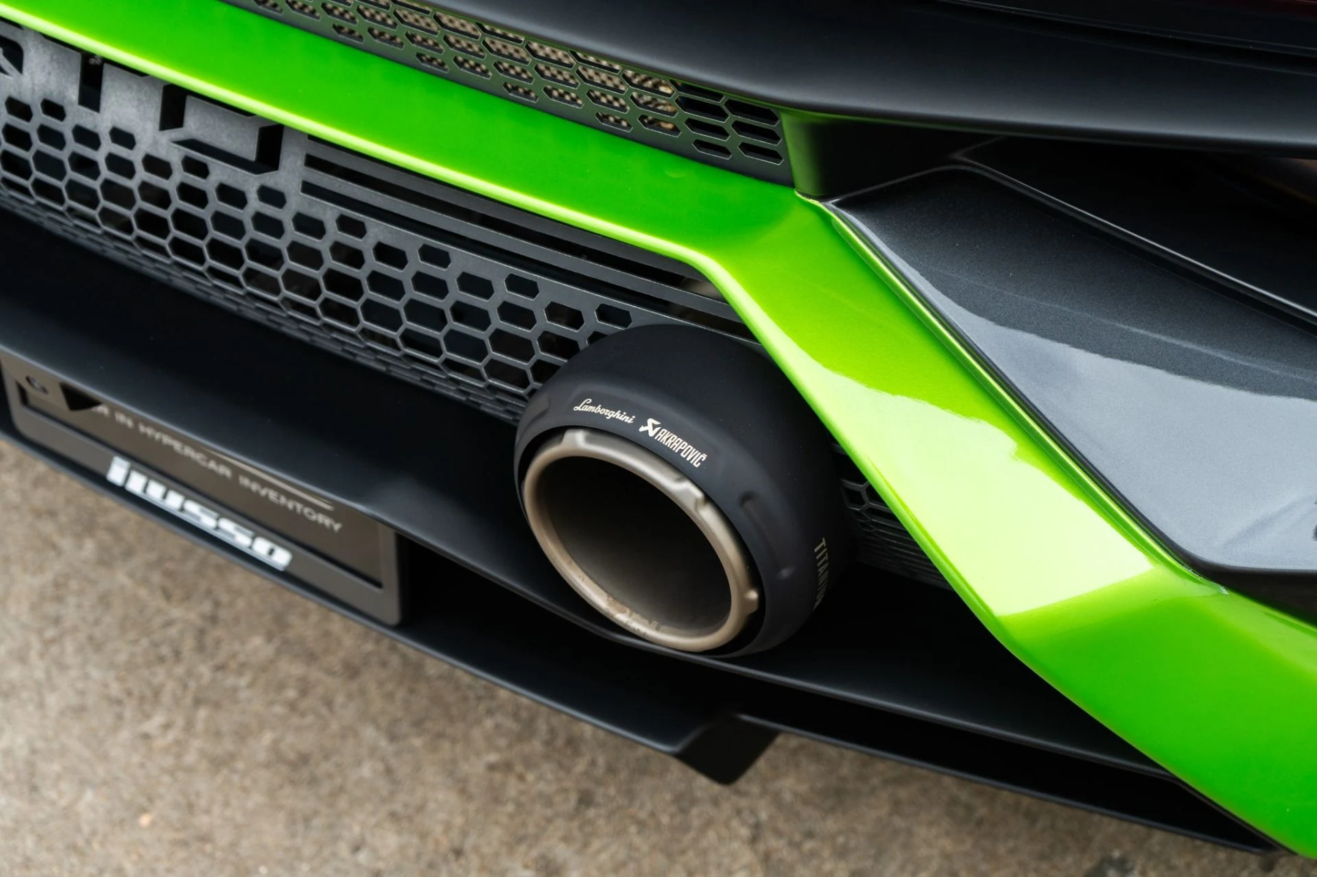 mph035_2515414916_Used_2021_Lamborghini_Huracan_STO_1791840697_ffd40b002b