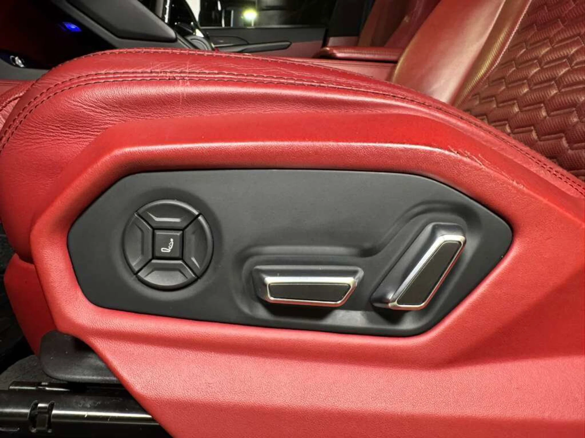 mph035_2517238396_d37e67eb44e057ede3f1798c3854a41d_4400caf2e3