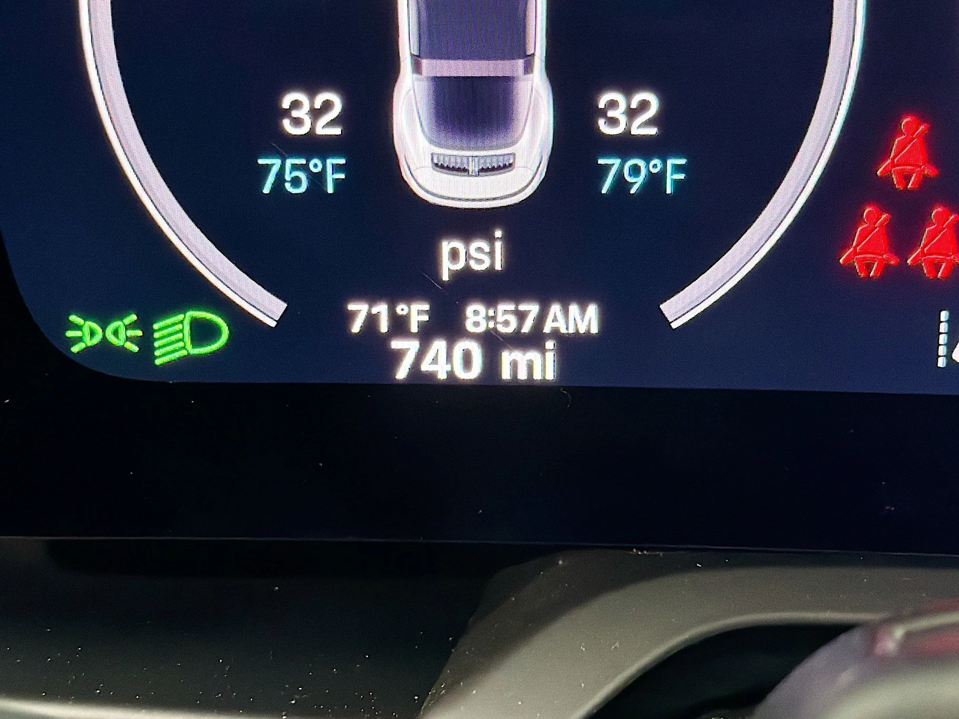 mph035_2523089421_f96a531a648ee250d2311118b00d8d13_d85486f4e5