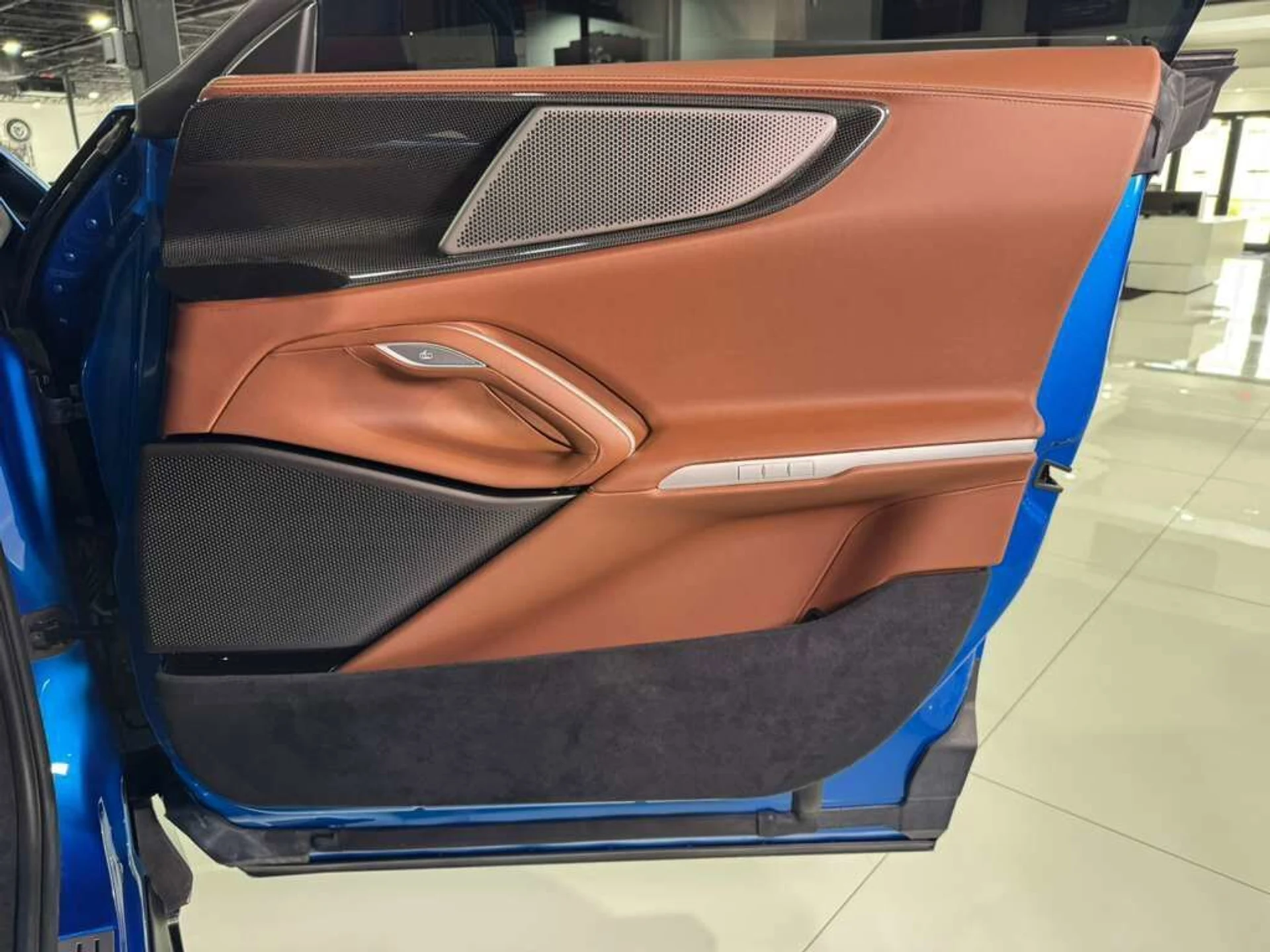 mph035_2526097206_52f5452c21822baf1aacd8813317b34d_643cd31259