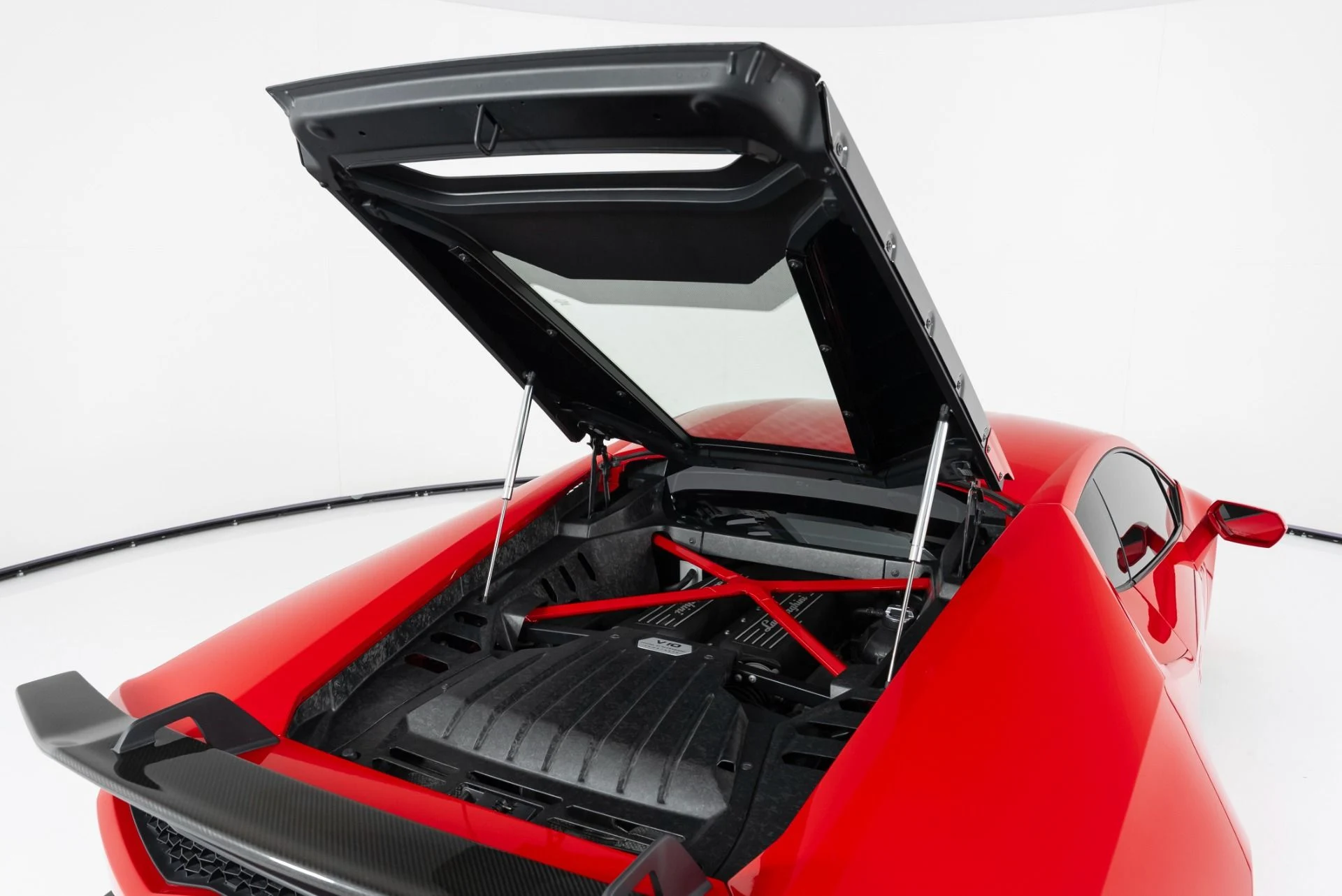 mph035_2526489947_Used_2015_Lamborghini_Huracan_LP_6104_1757361070_31004bacad