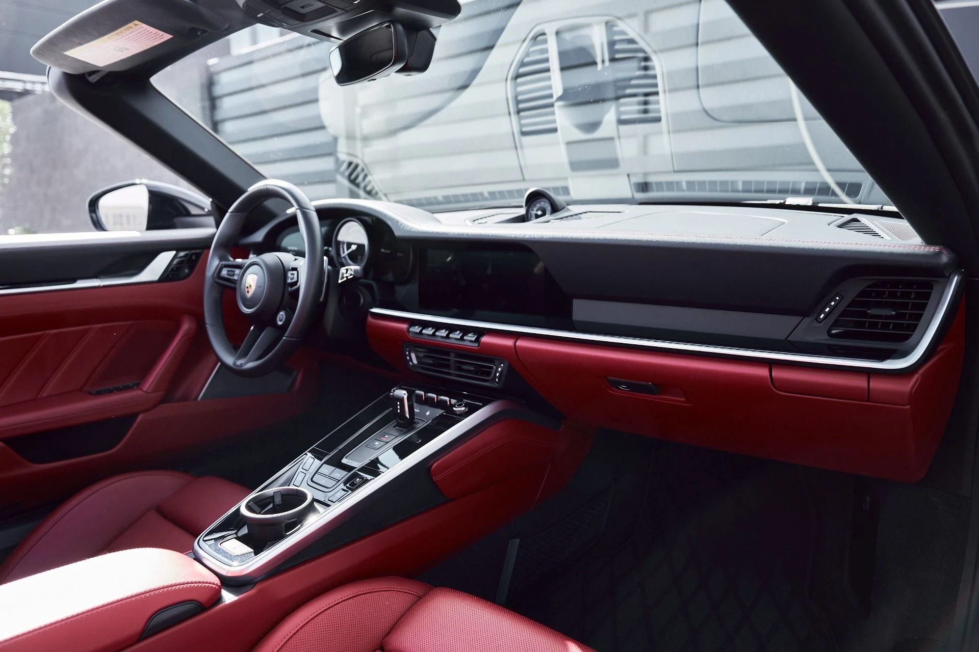 mph035_2532324629_Used_2021_Porsche_911_Turbo_S_1767839087_dbdf124eaf