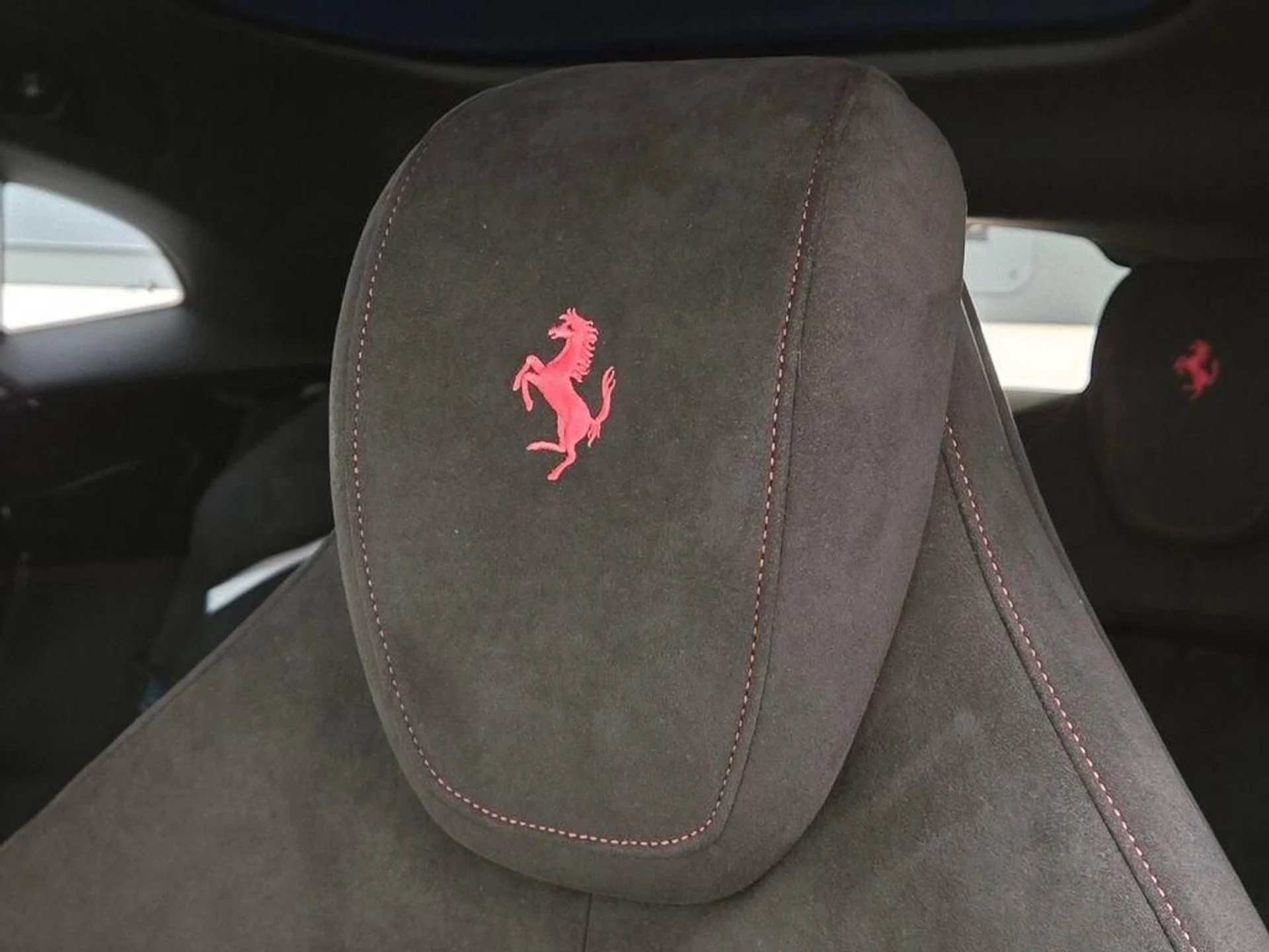 mph035_2532609521_Used_2026_Ferrari_Purosangue_1771612876_0d7a52a53f