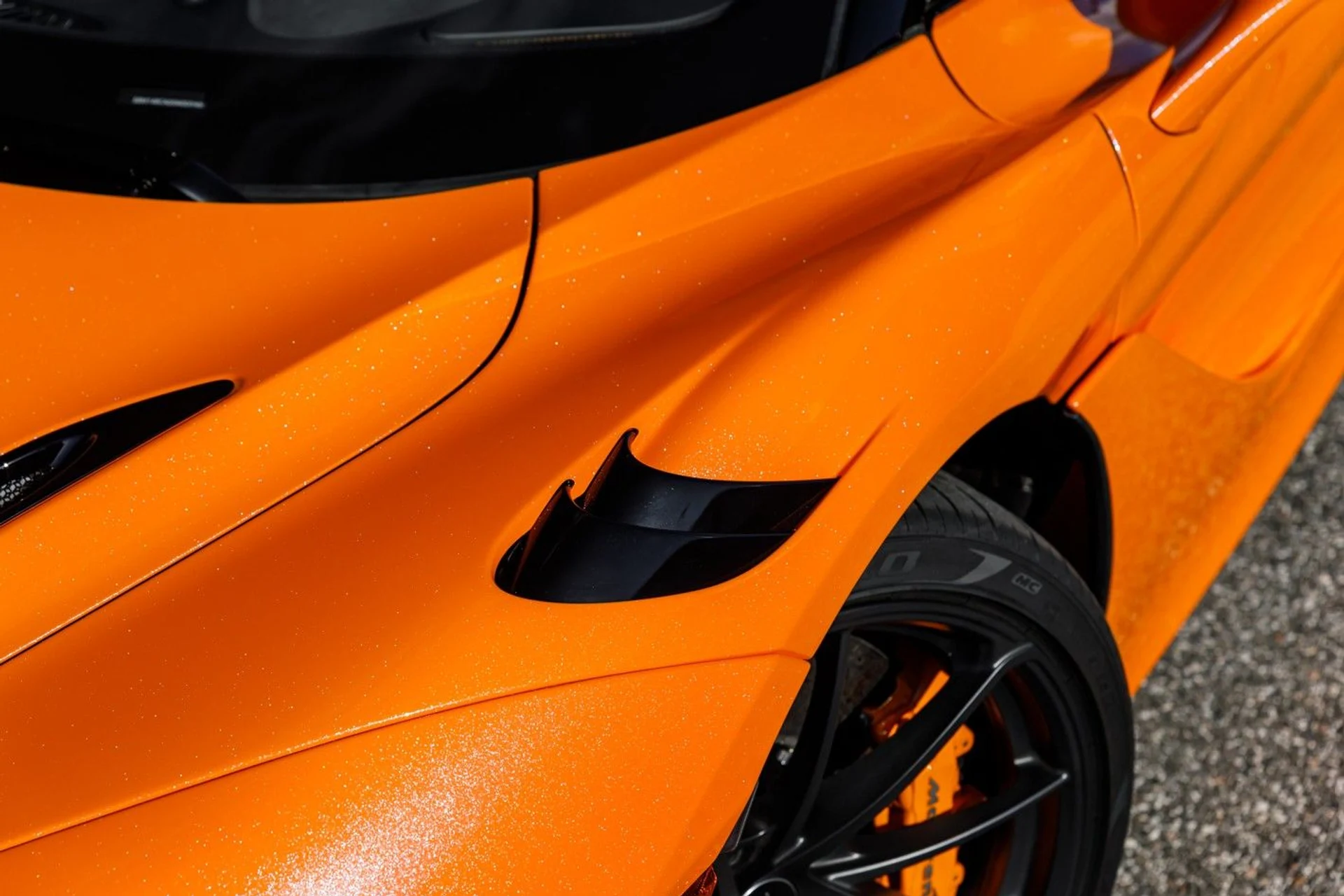 mph035_2538750187_515_p36_l_dada2fc79a