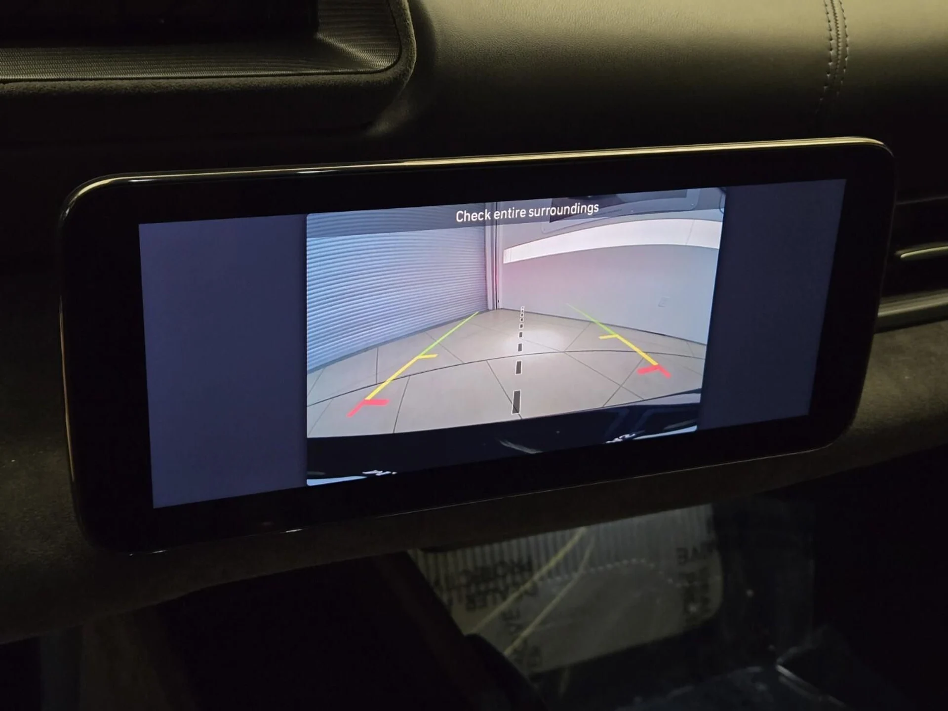 mph035_2543625456_Used_2023_Maserati_MC_20_1765868298_d5b4ecdb81