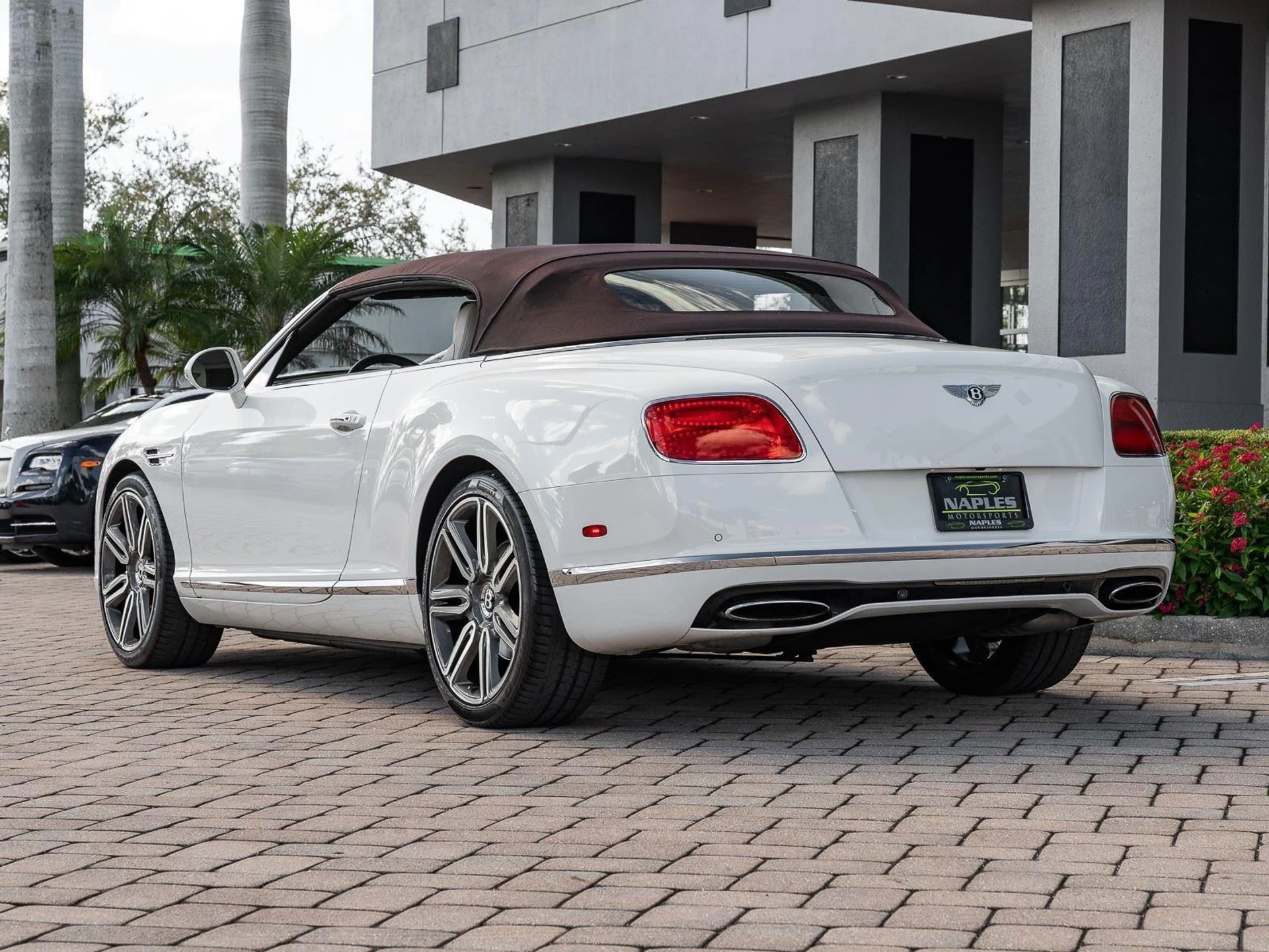 mph035_2549456070_Used_2018_Bentley_Continental_GT_1767952848_9f65588e44