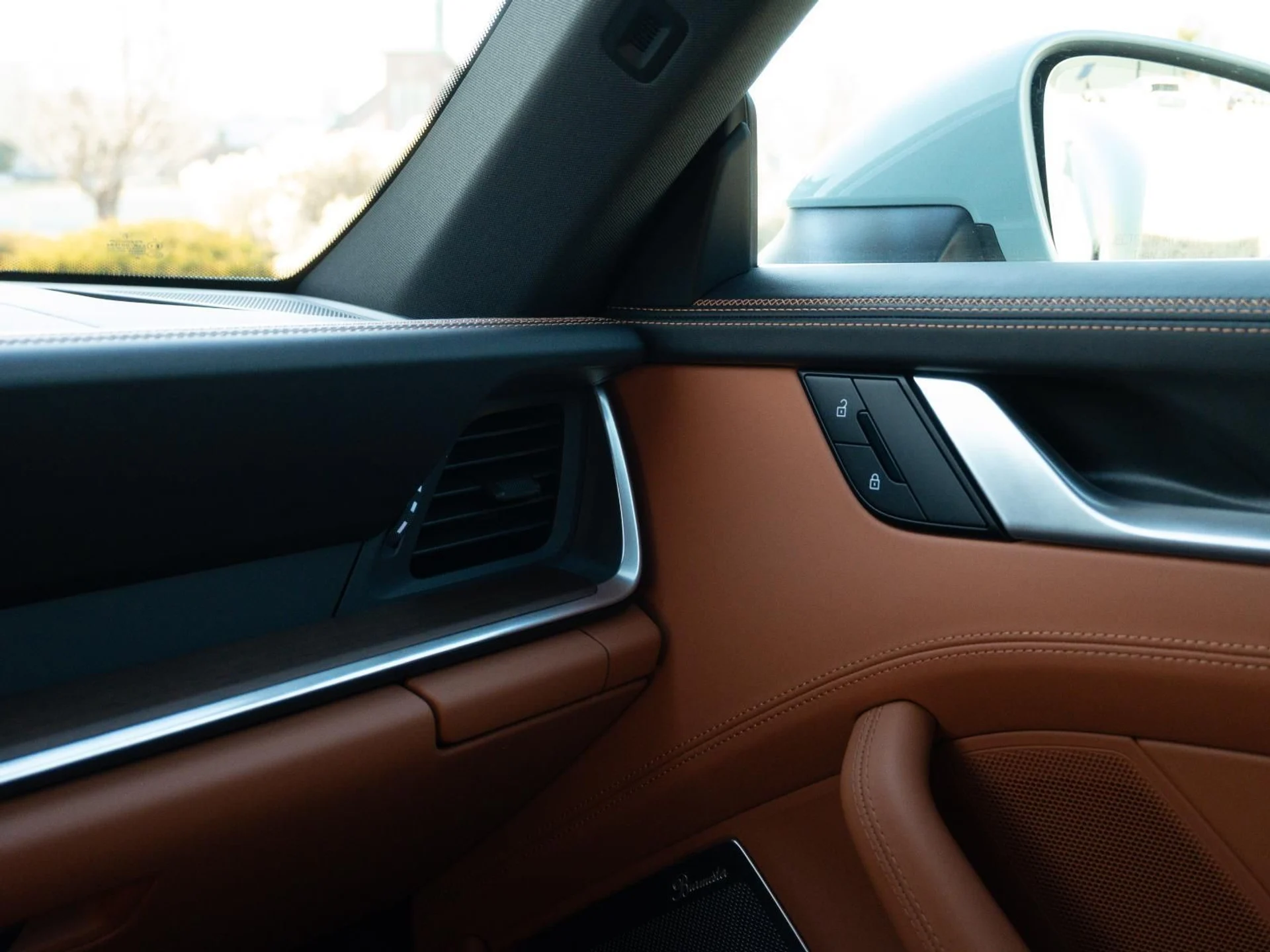 mph035_25501069_7575892d9d97cb5bb99103ebc7d6cb54x_64fa41ed5d